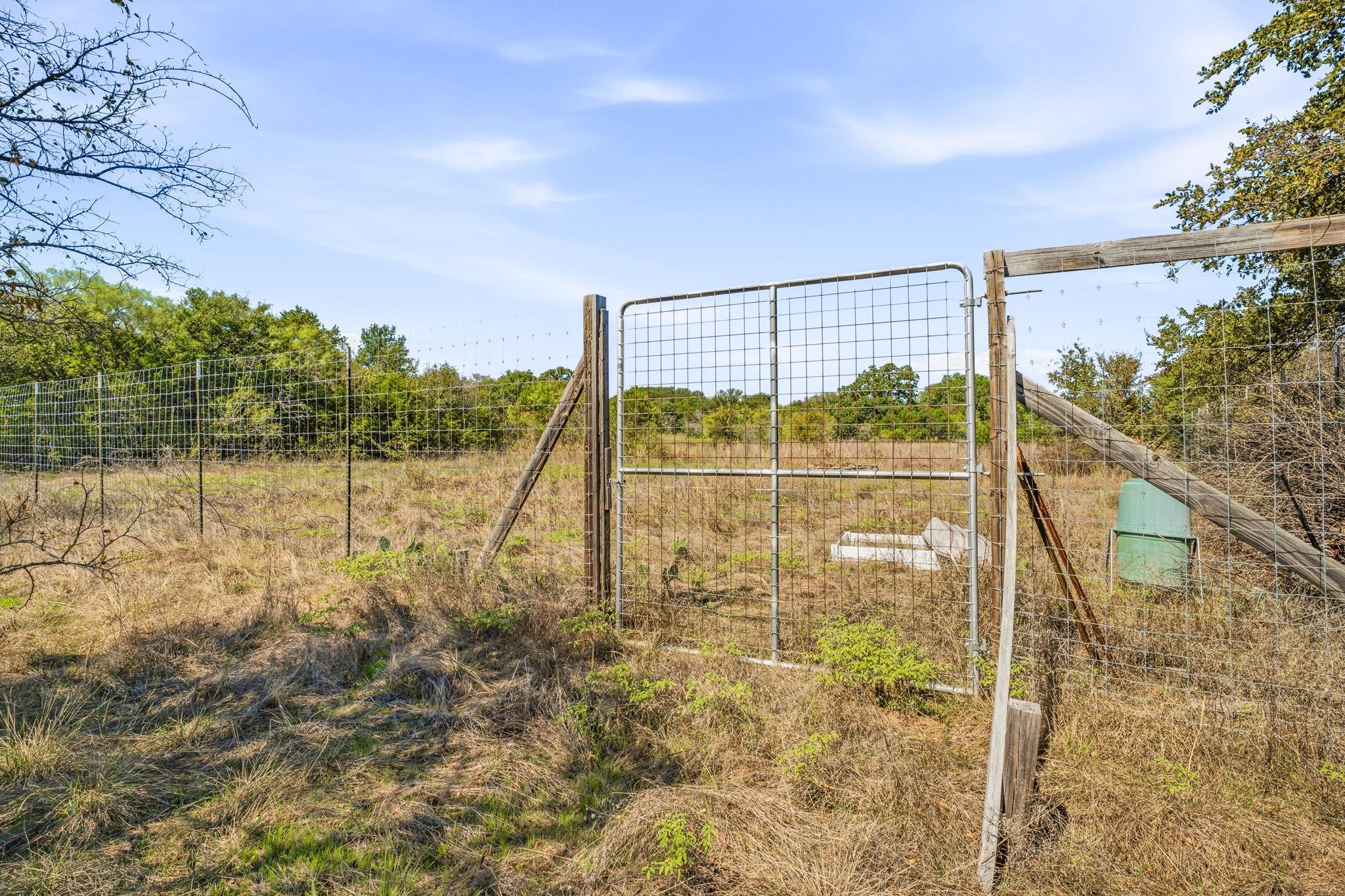 main property photo 39