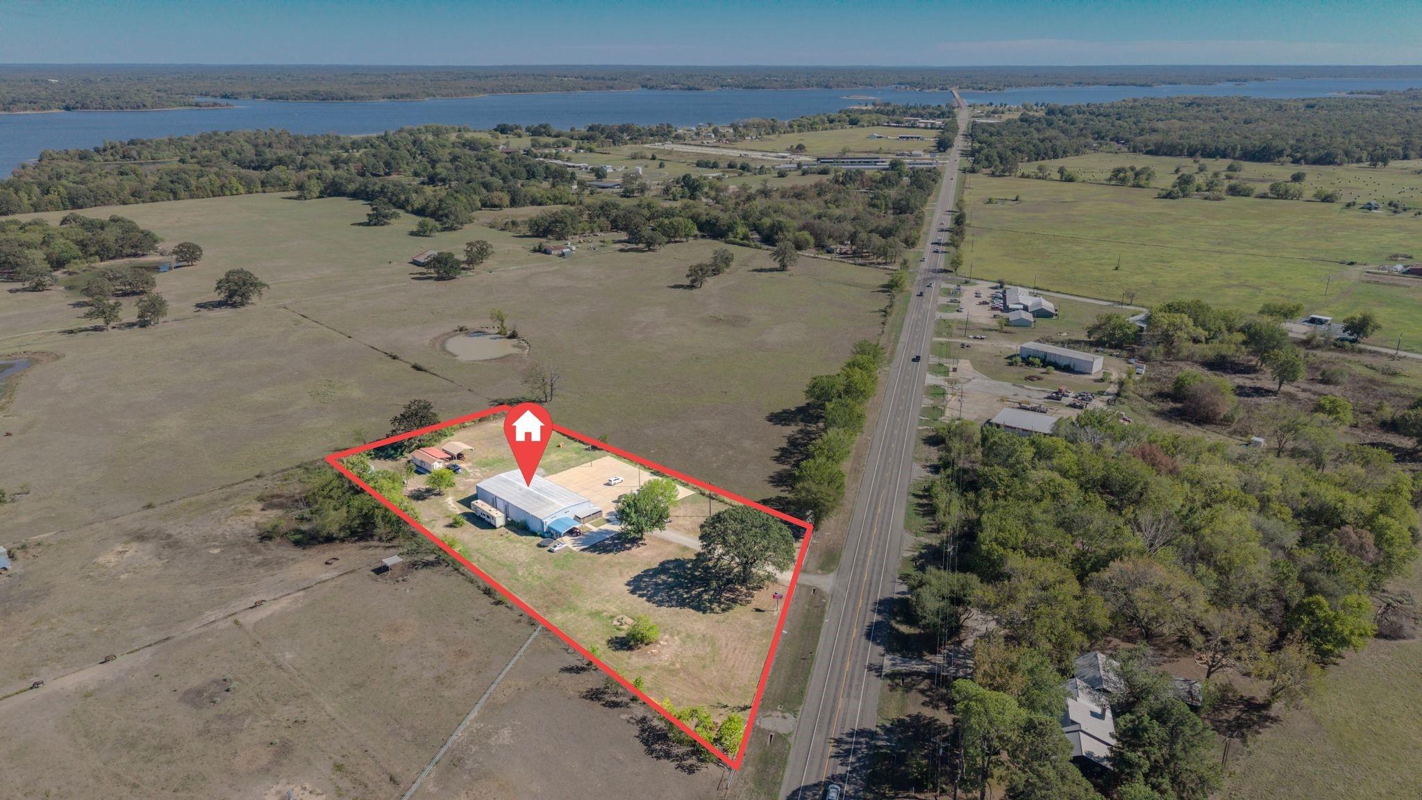 main property photo 3