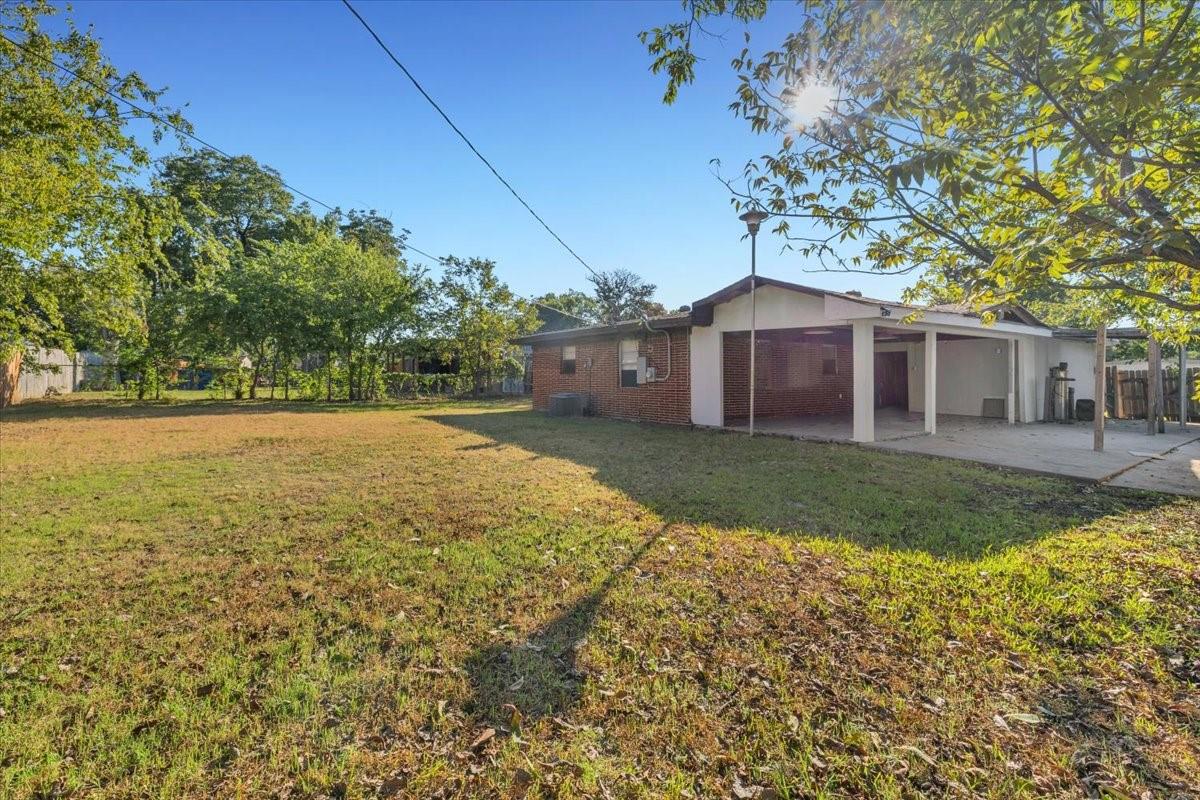 main property photo 32