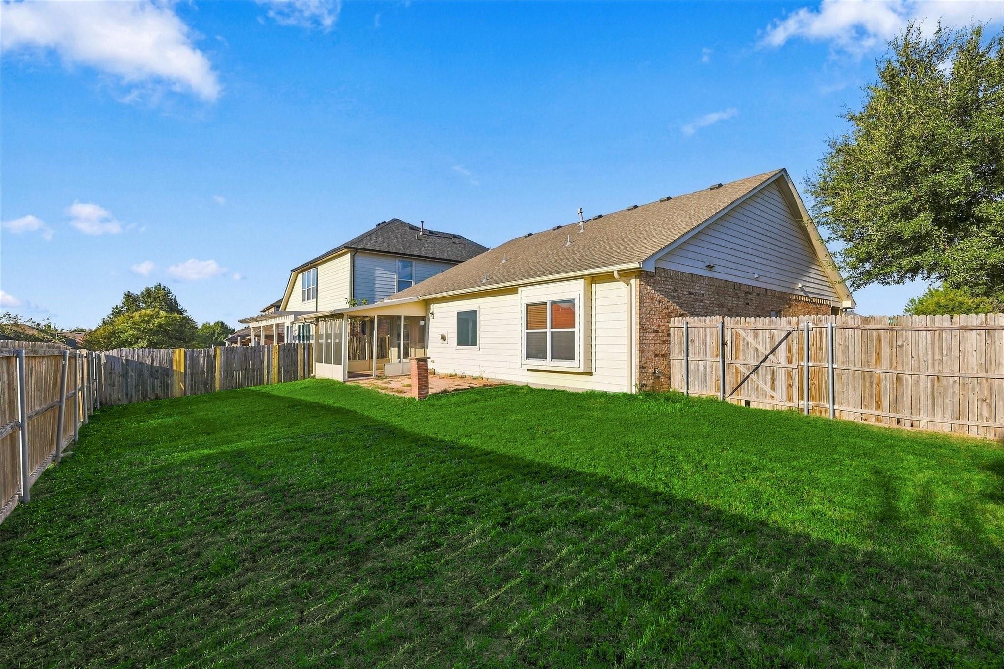 main property photo 22
