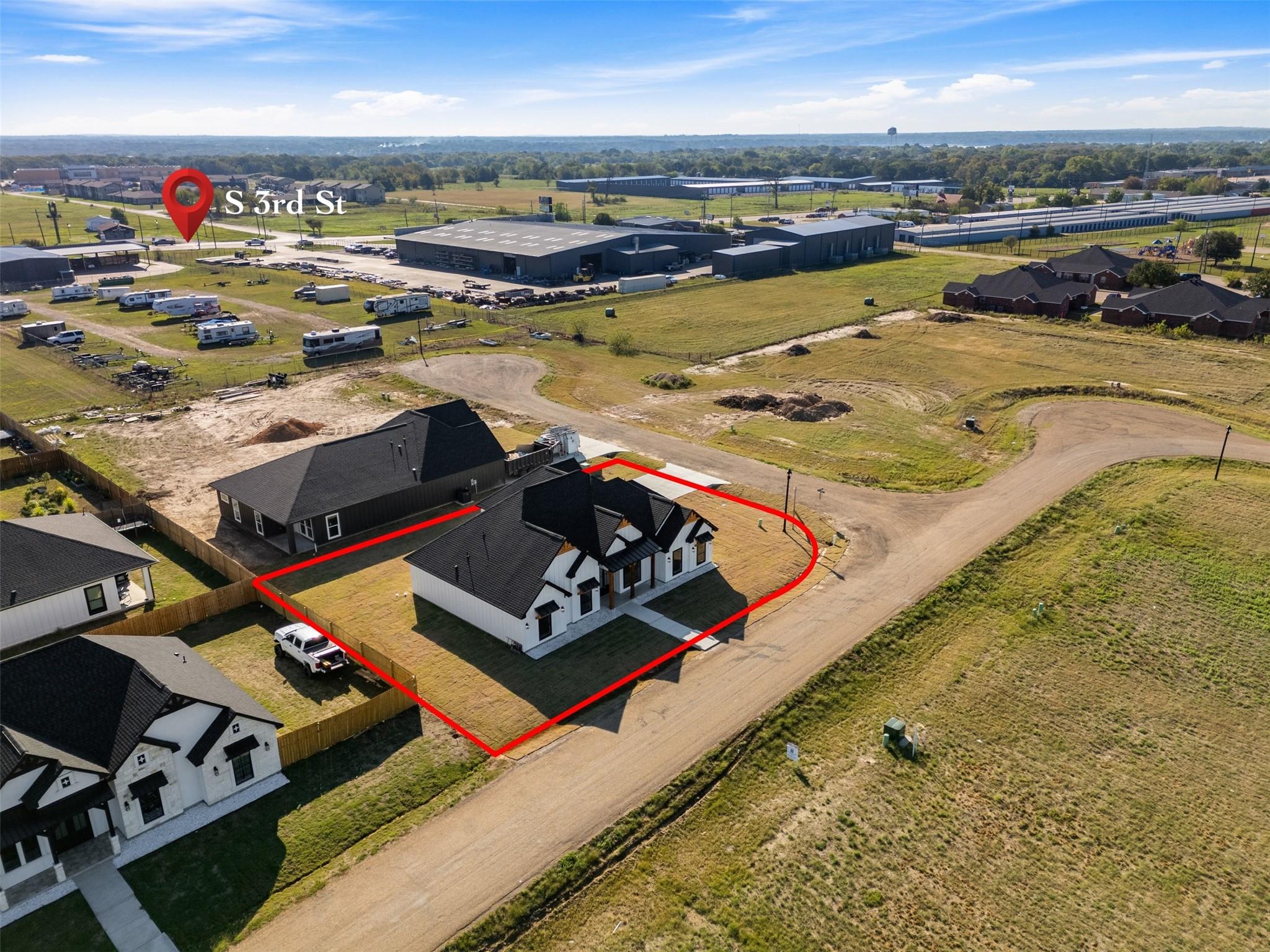 main property photo 38