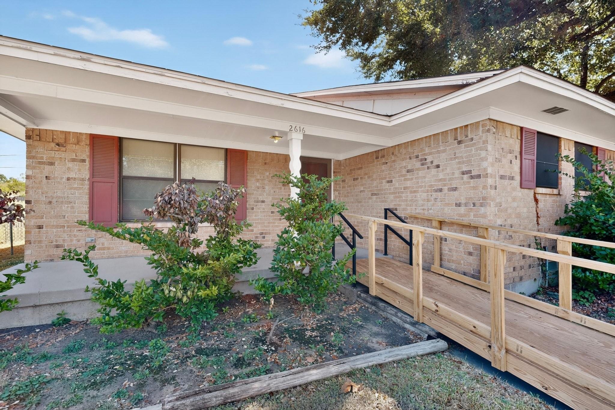 main property photo 2