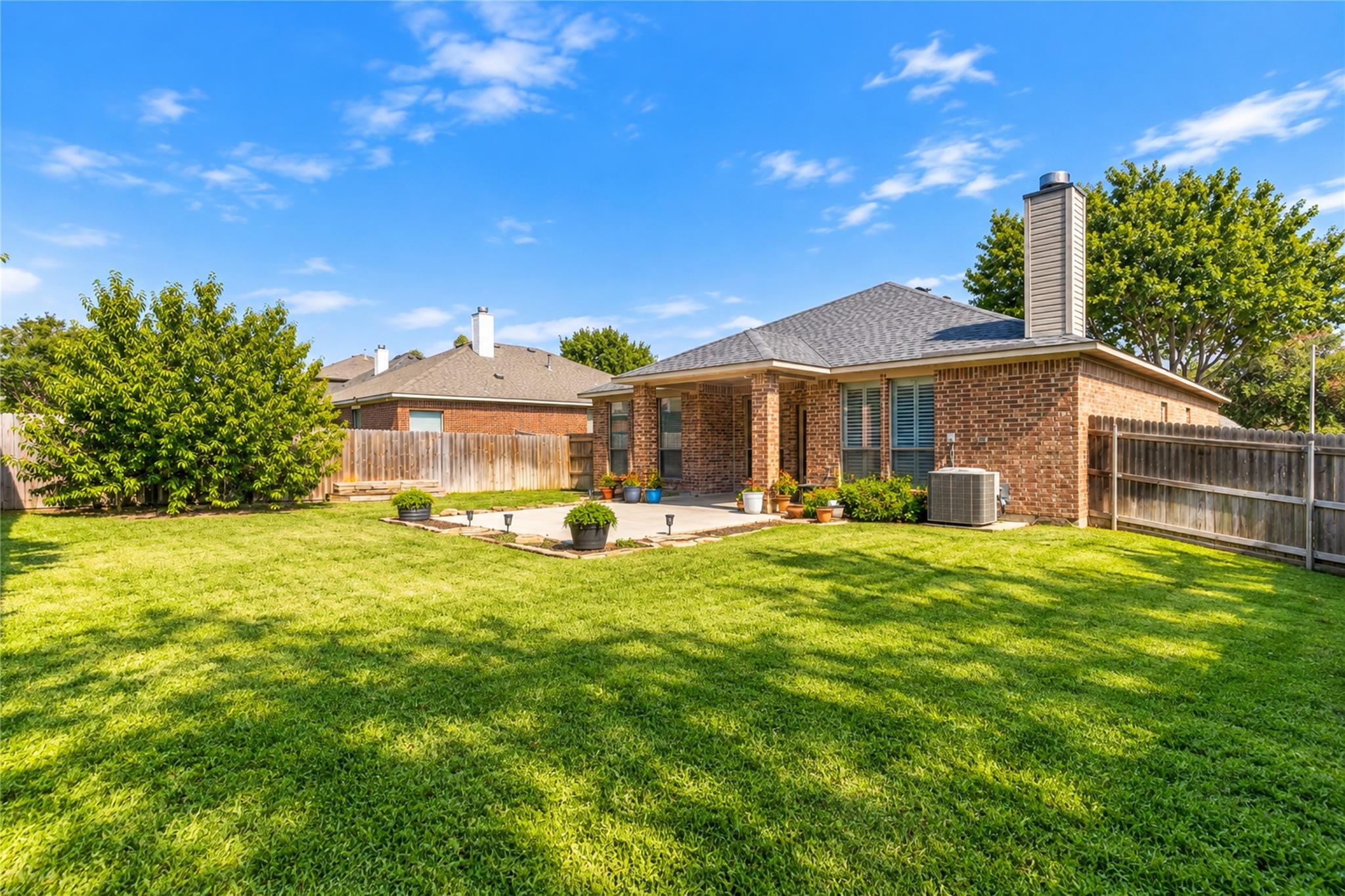 main property photo 19