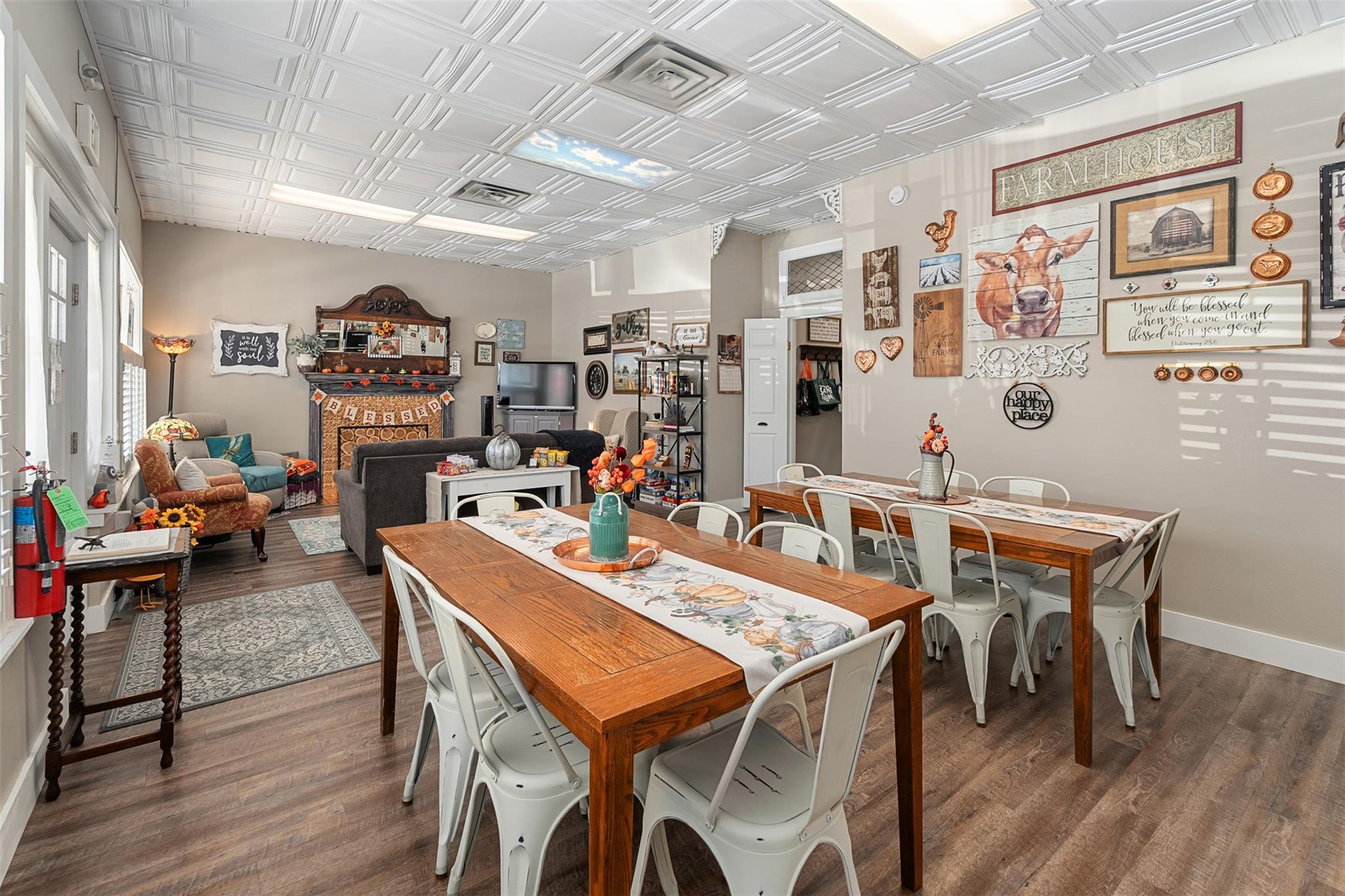 main property photo 18
