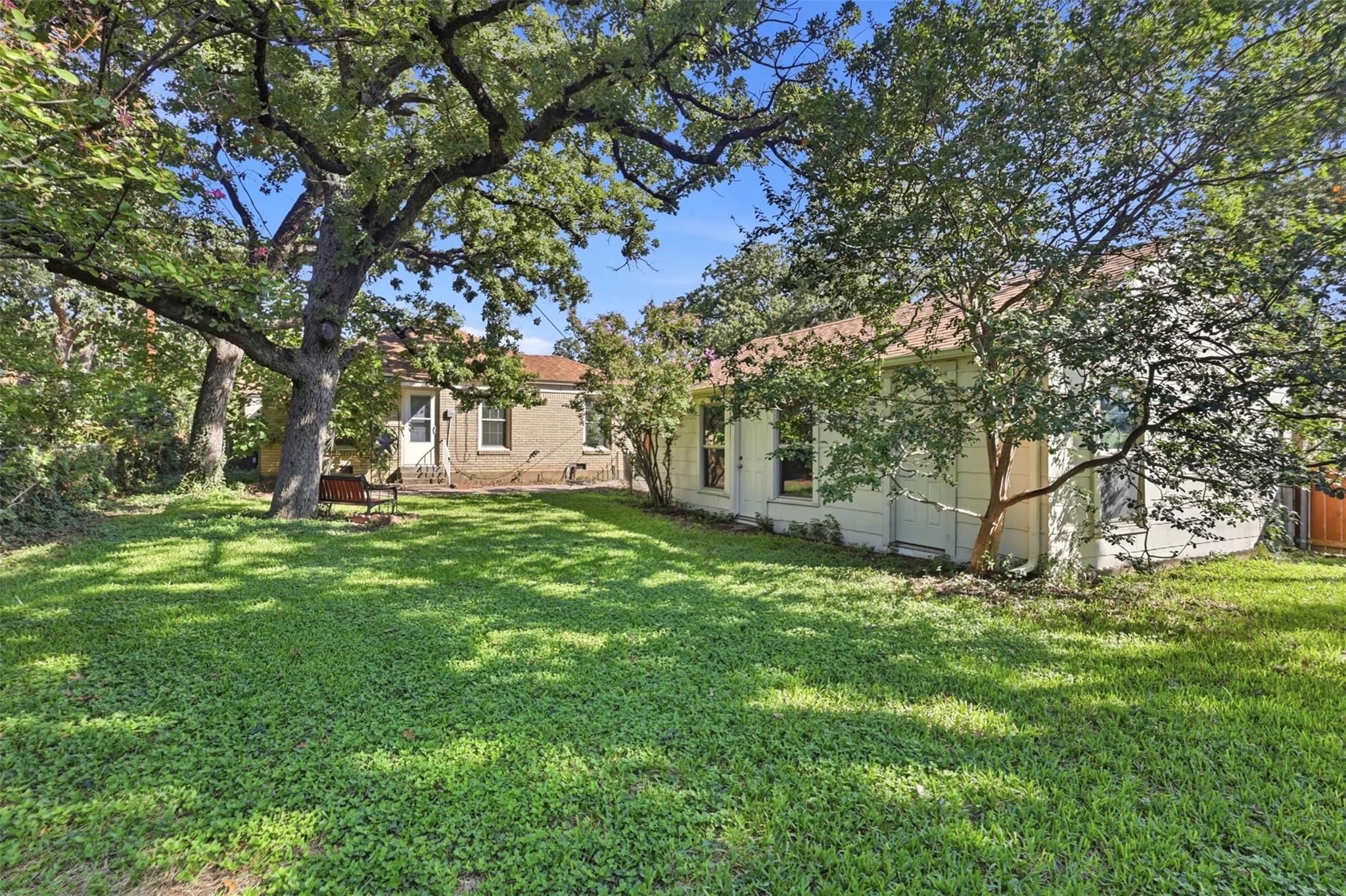 main property photo 26