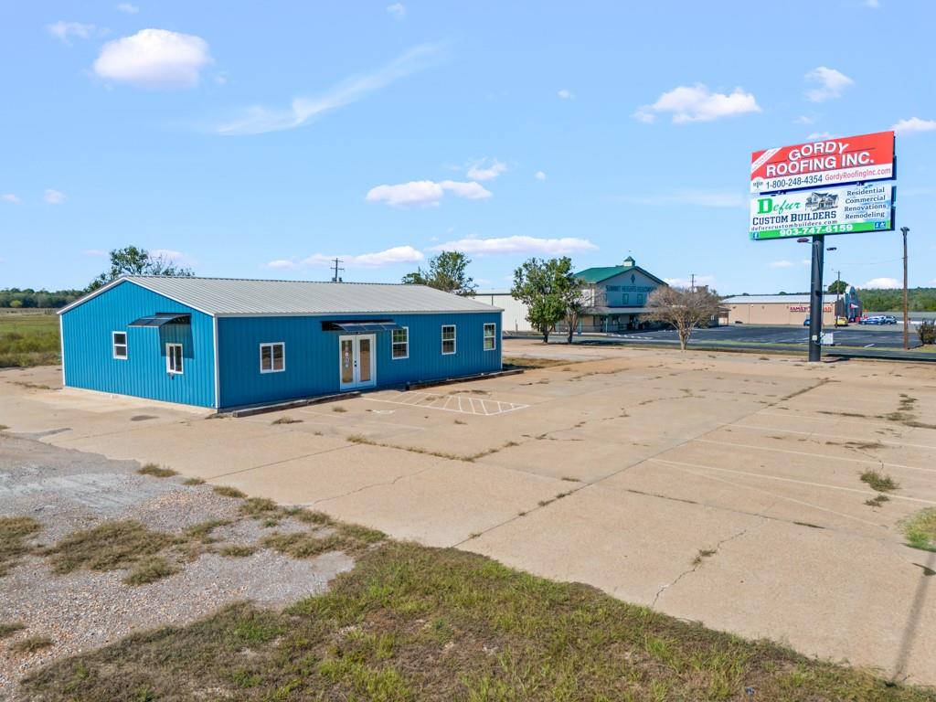 main property photo 6