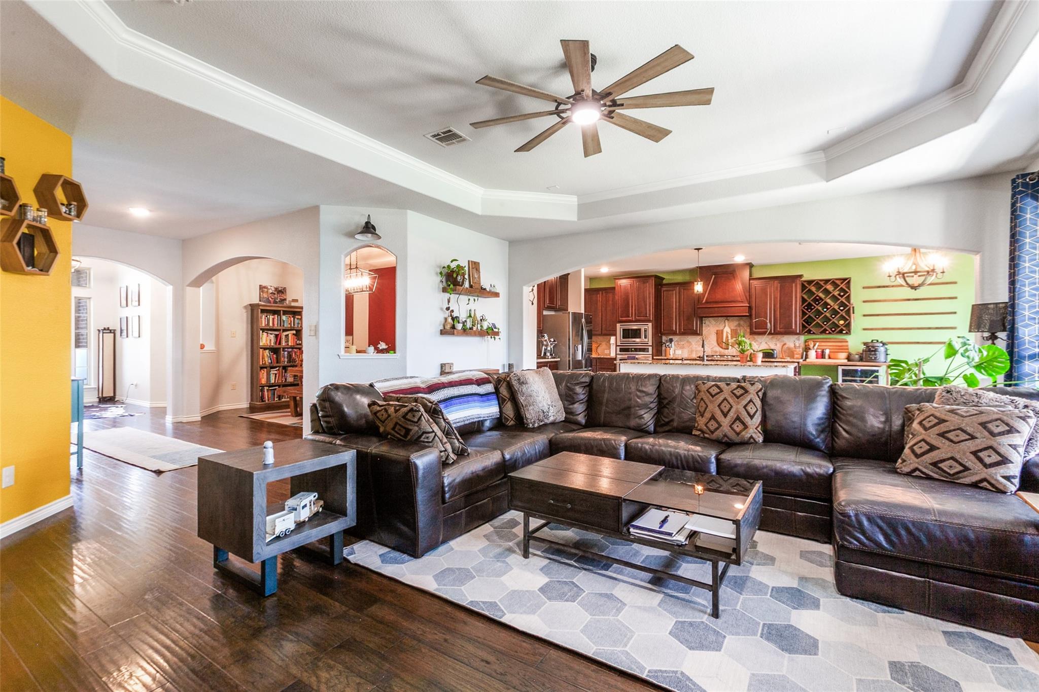 main property photo 0