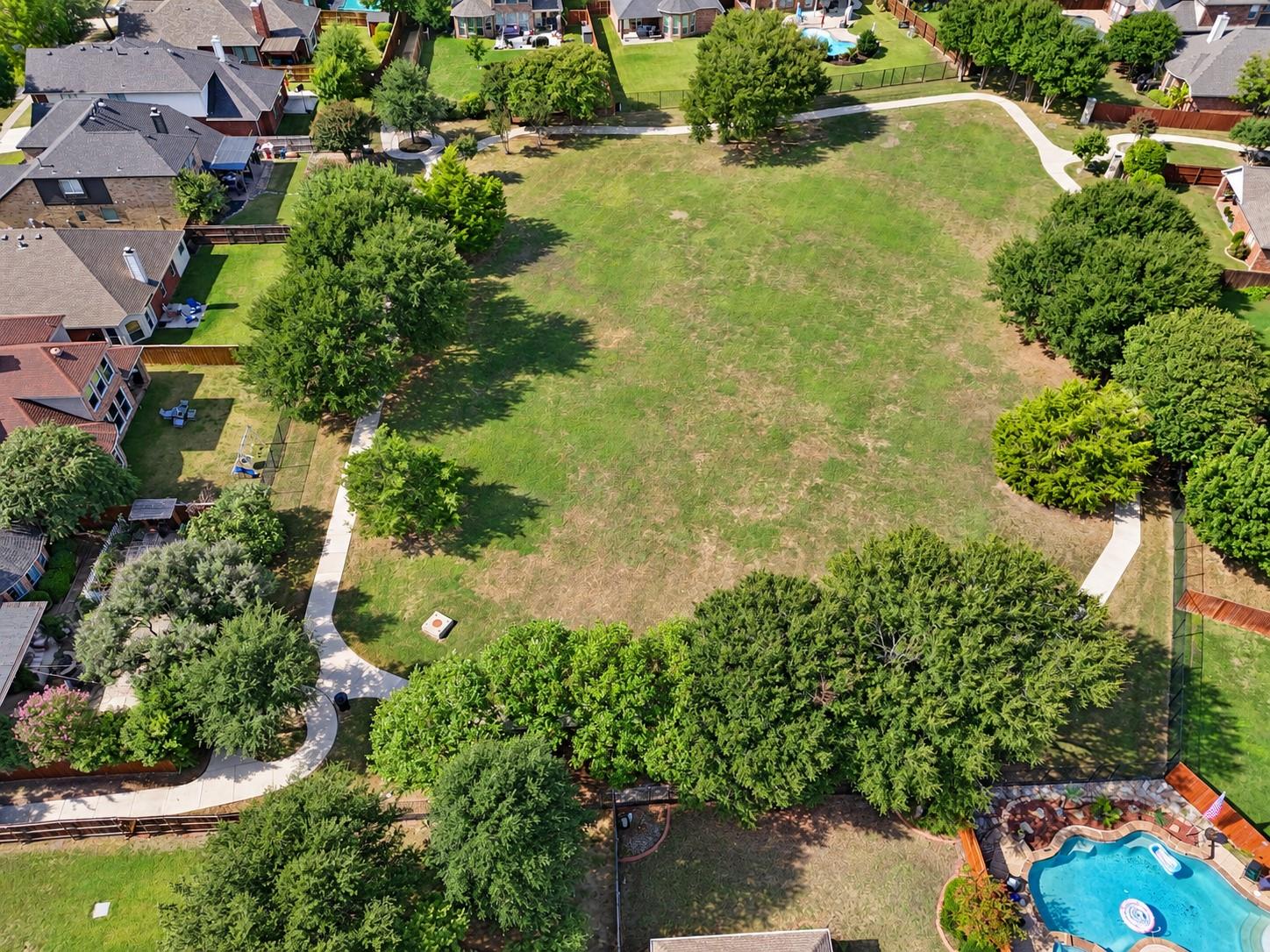 main property photo 24