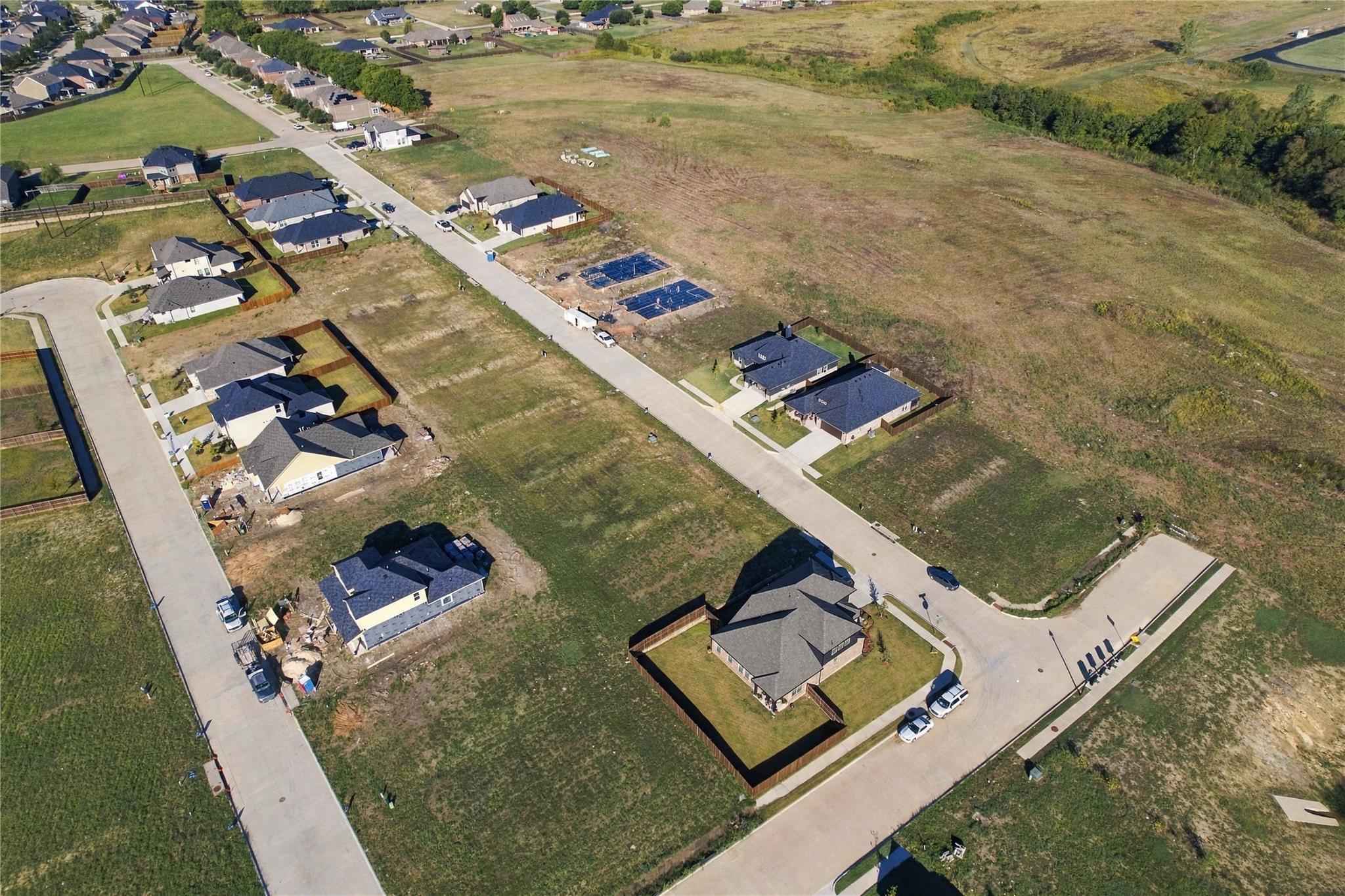 main property photo 5