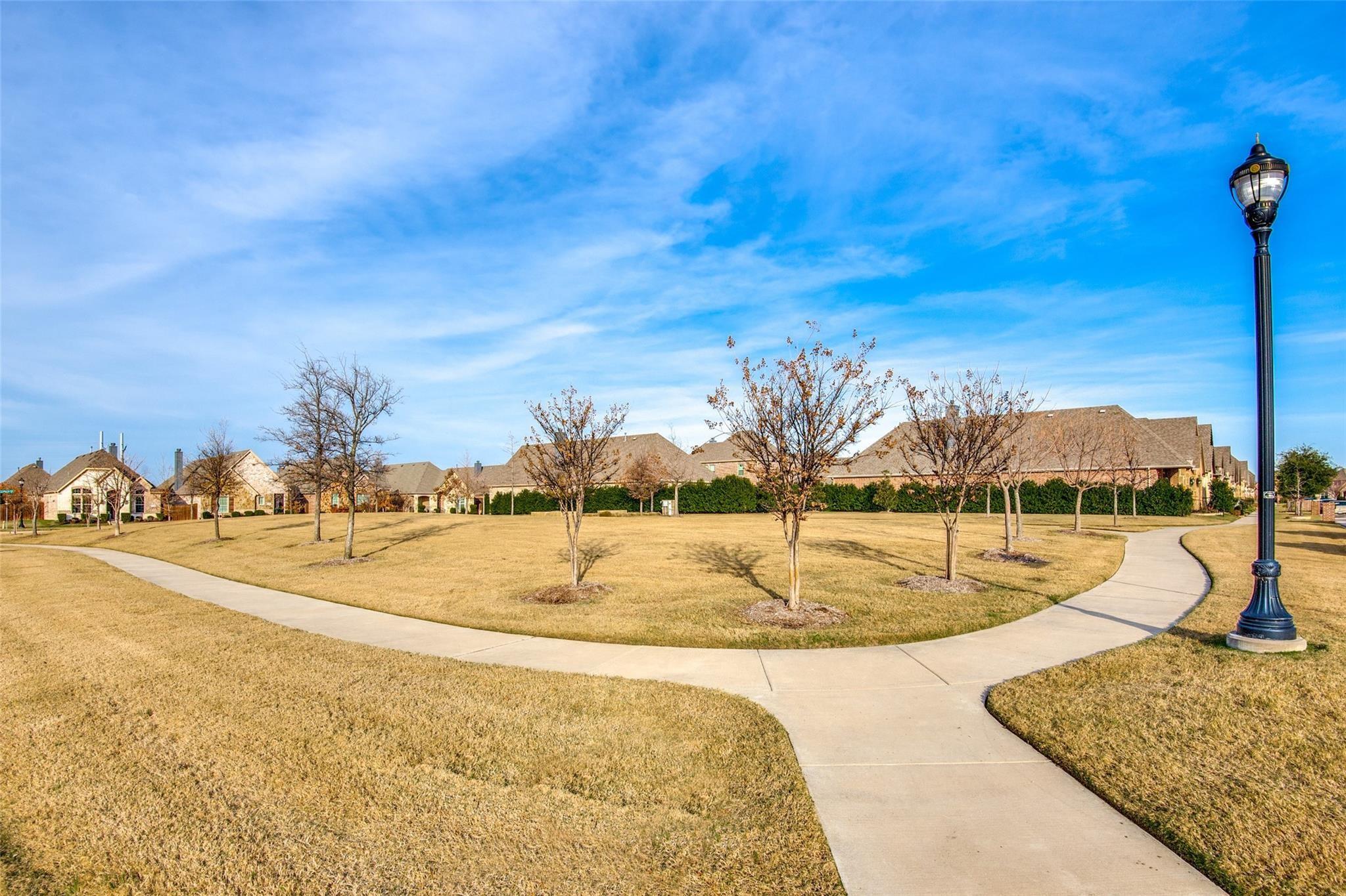 main property photo 16