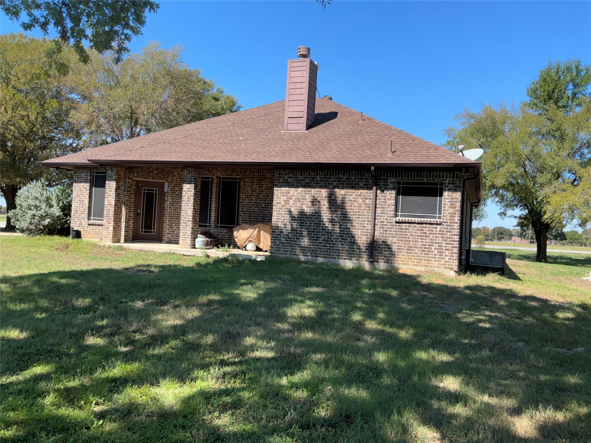 main property photo 15