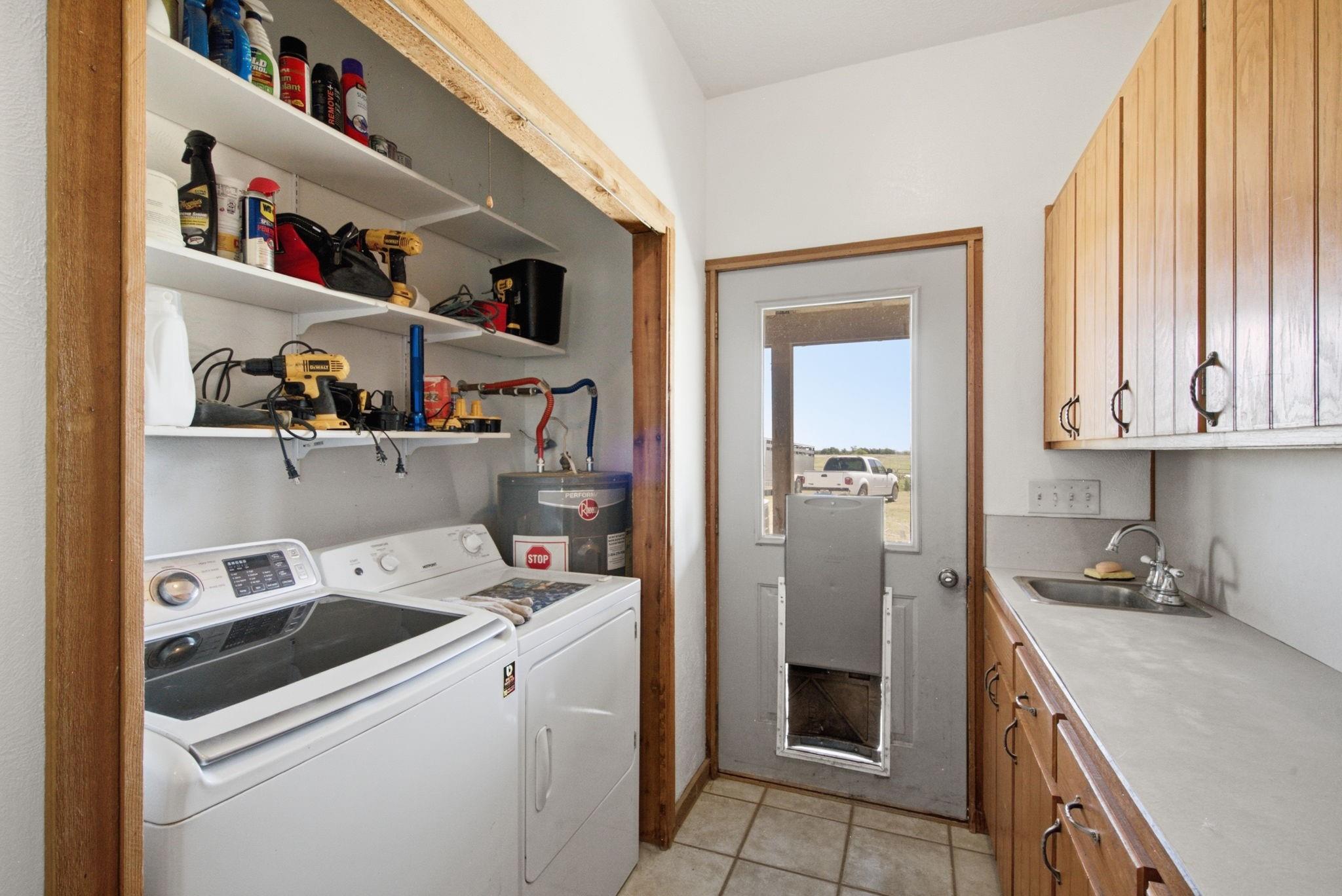main property photo 30