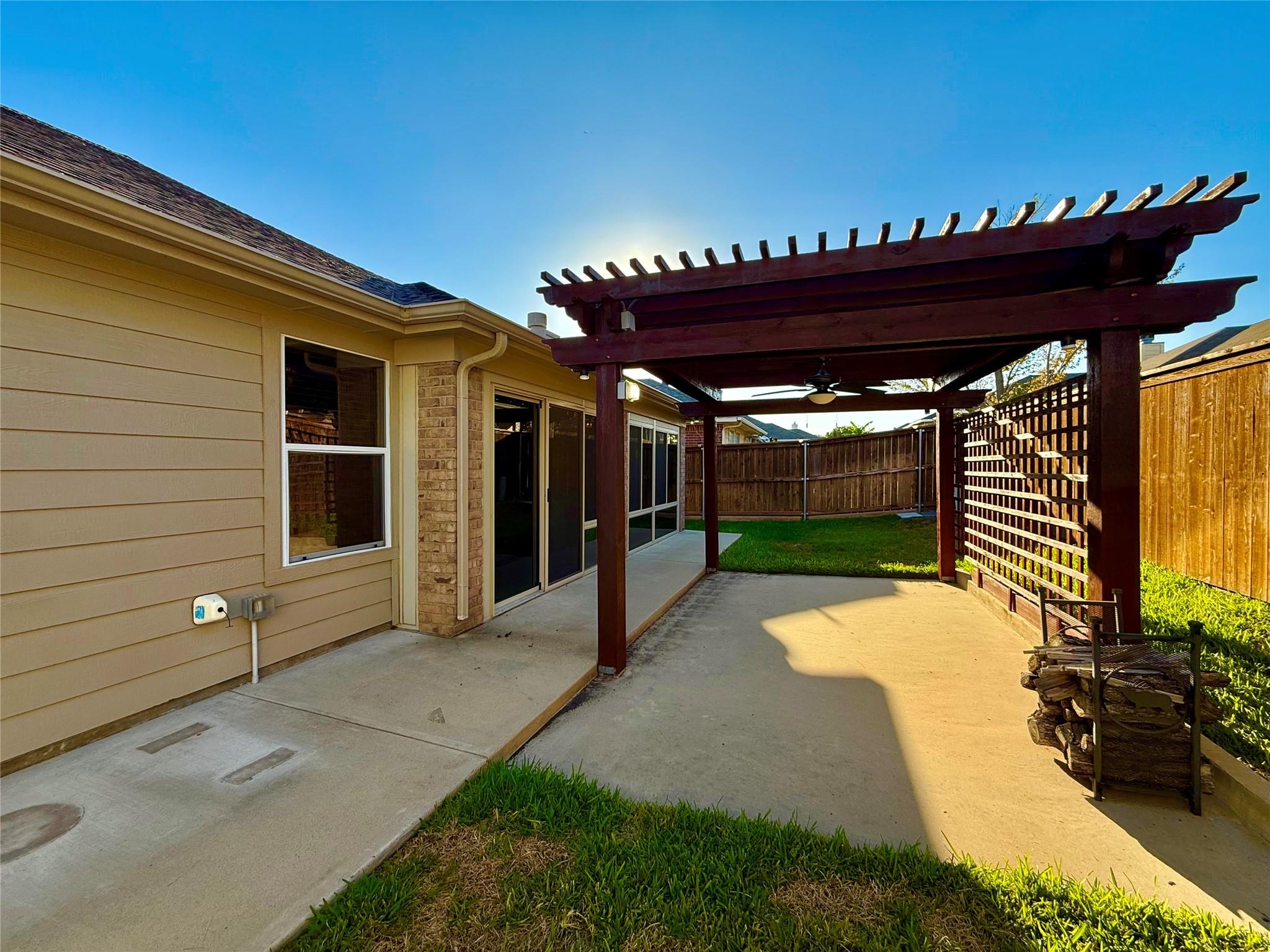 main property photo 26