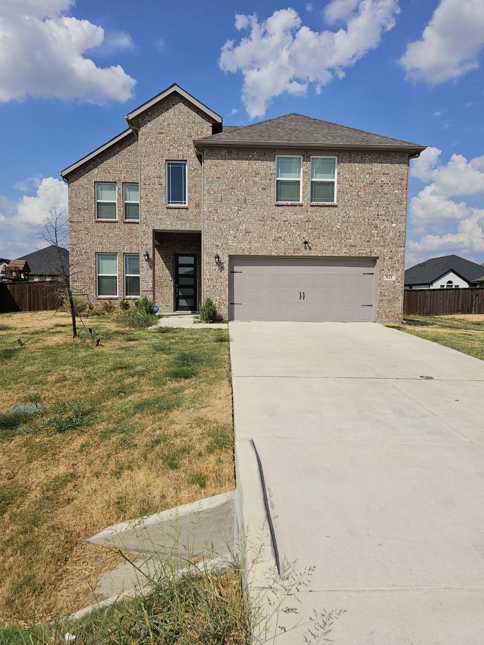 main property photo 0