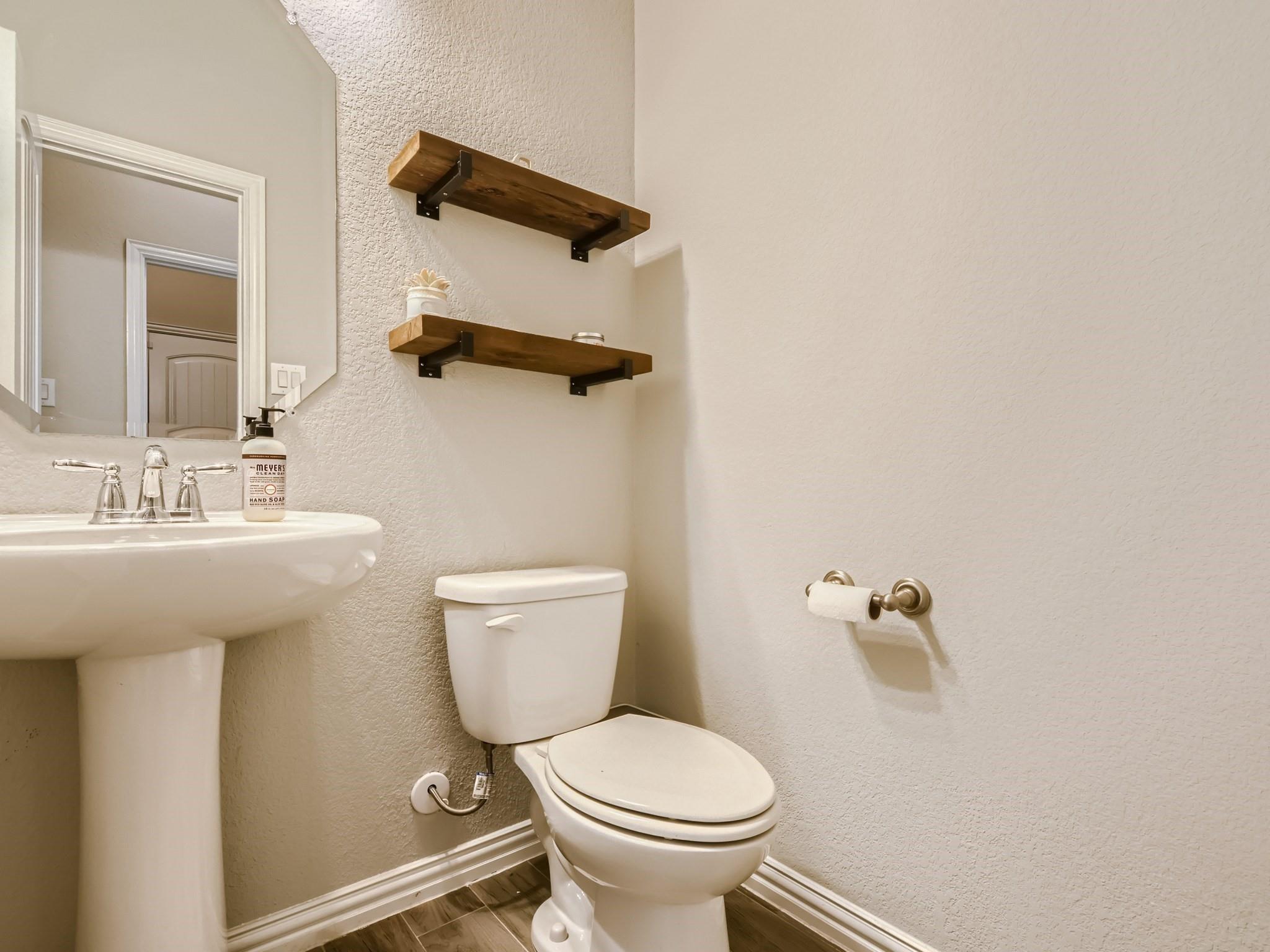 main property photo 13