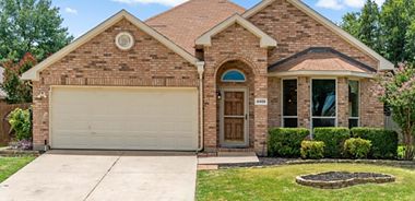 image of property with 4 Bed | 2 Bath | 2,231 Sqft