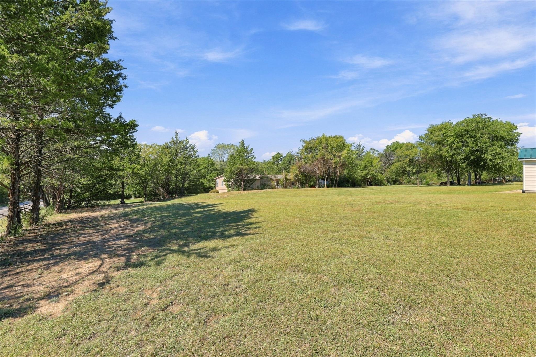 main property photo 27