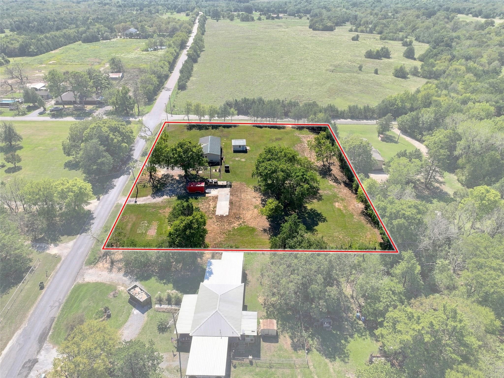 main property photo 3