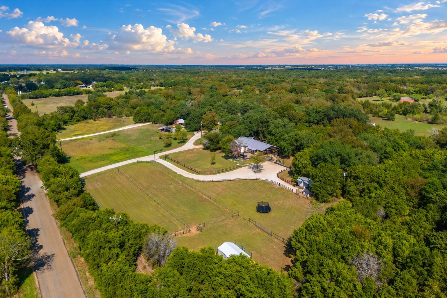 main property photo 33