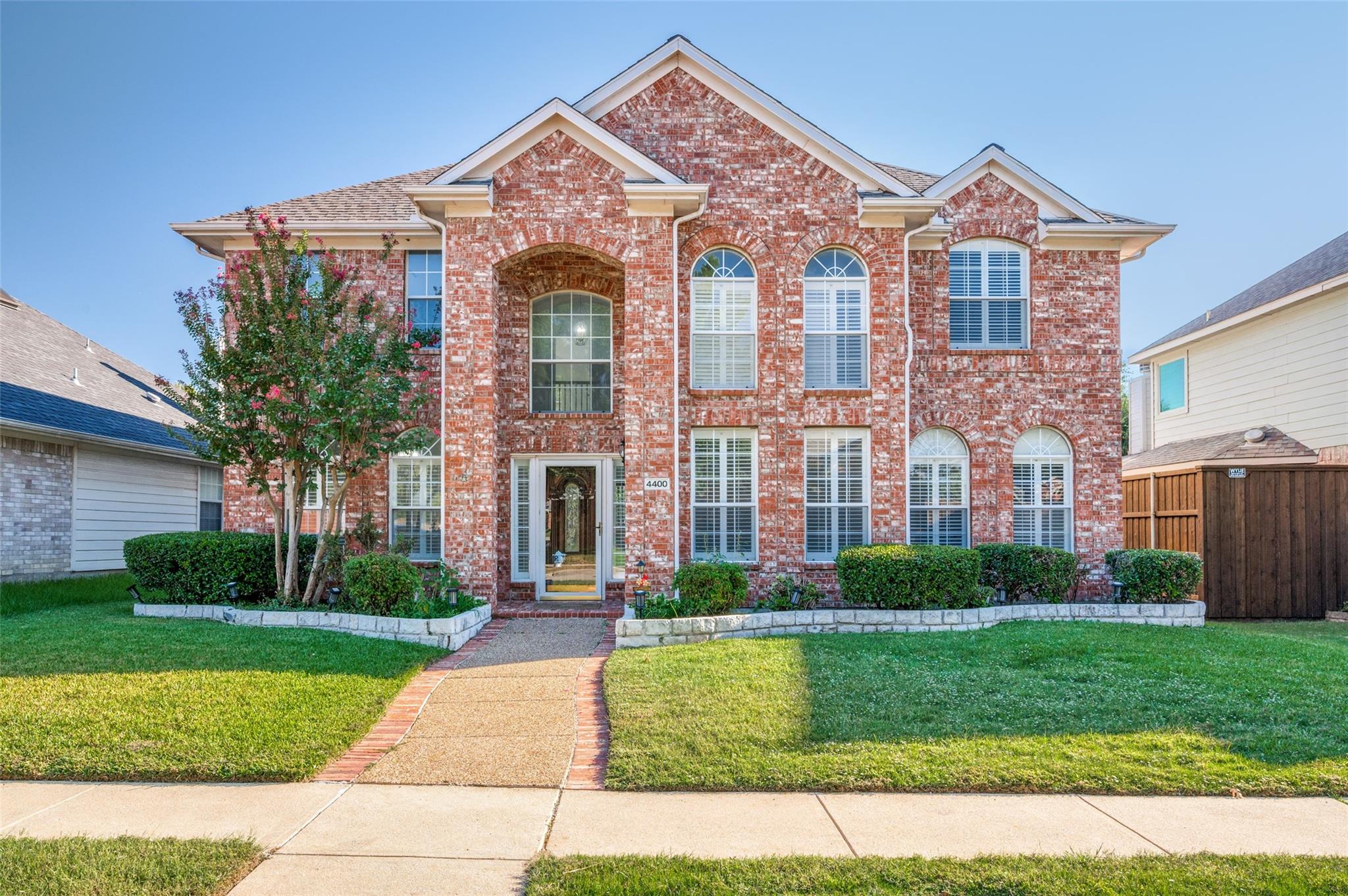 main property photo 0