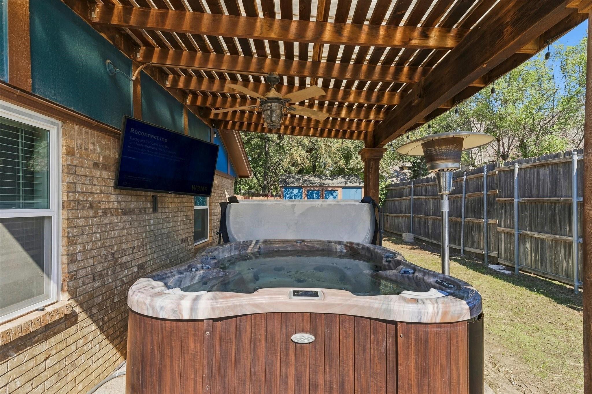 main property photo 23