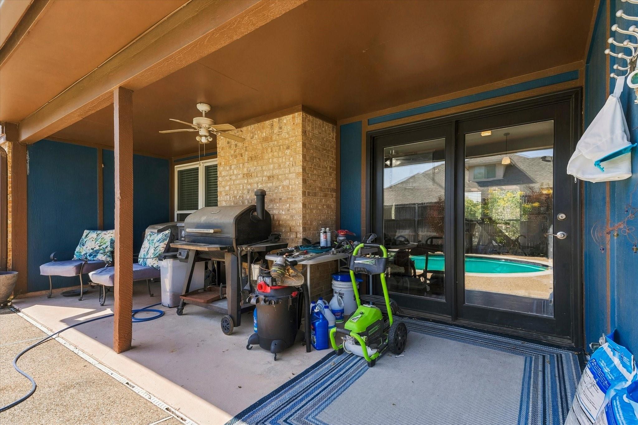 main property photo 25