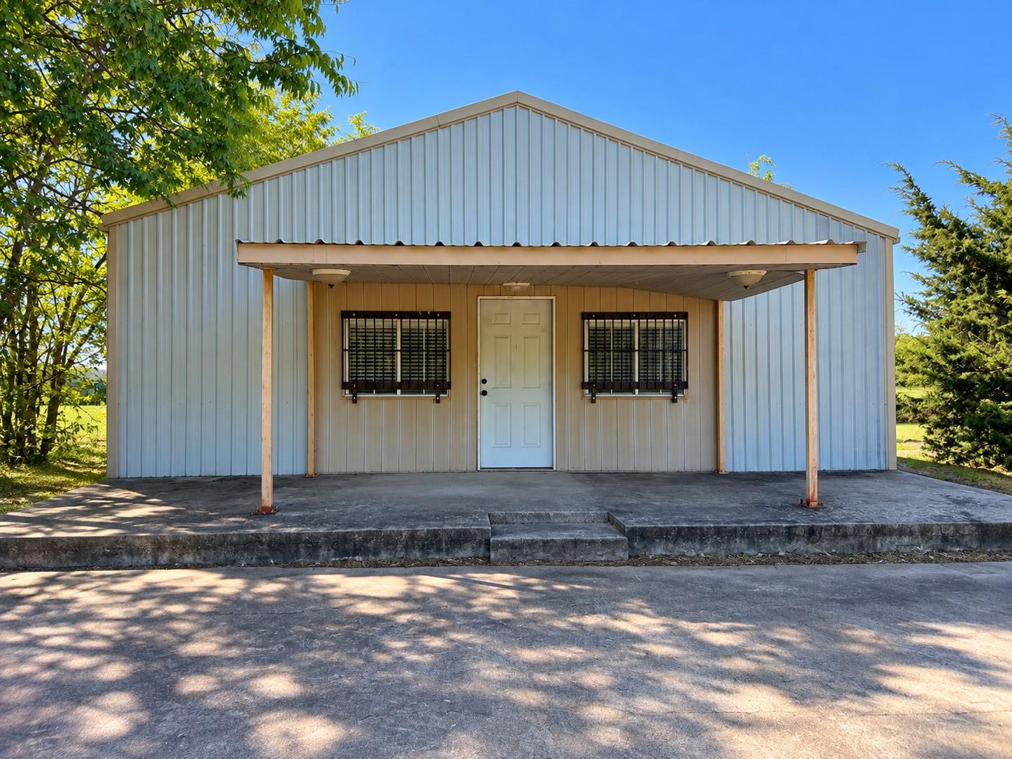 main property photo 12