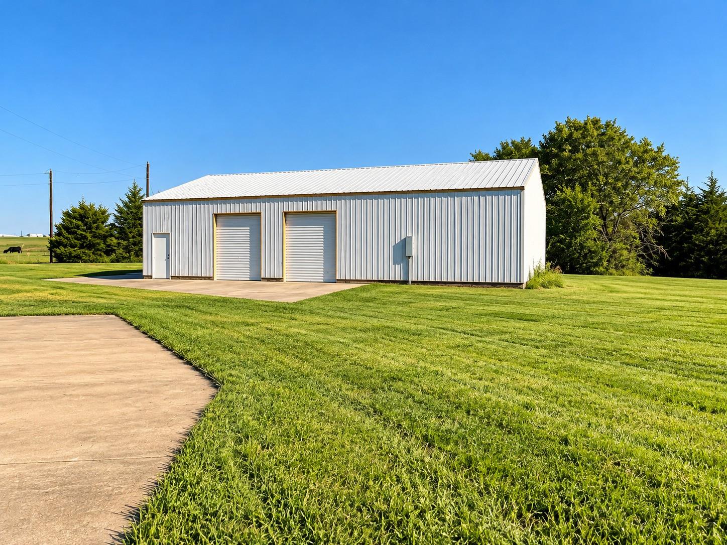 main property photo 8