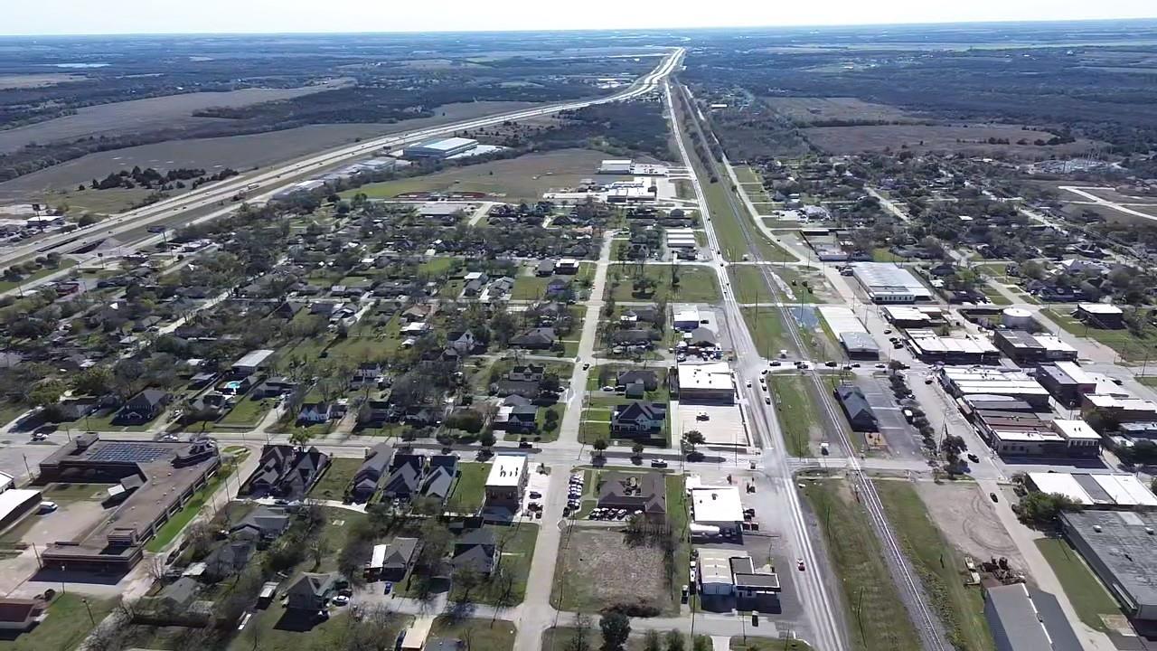 main property photo 4