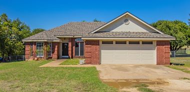 image of property with 3 Bed | 2 Bath | 1,513 Sqft