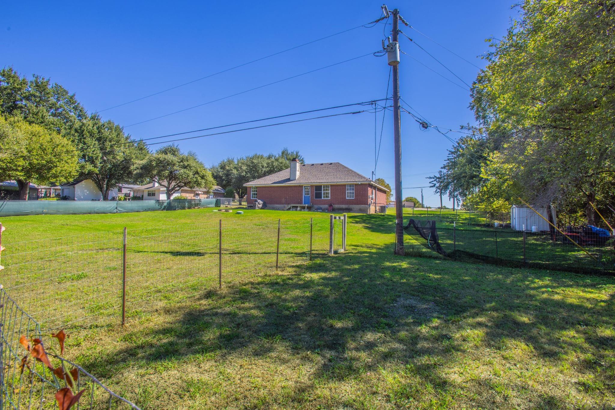 main property photo 27