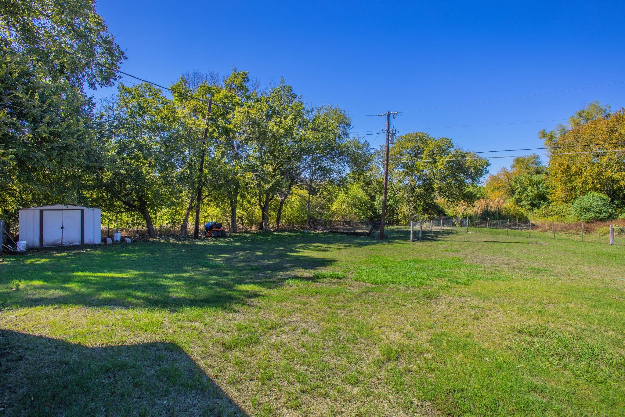 main property photo 31