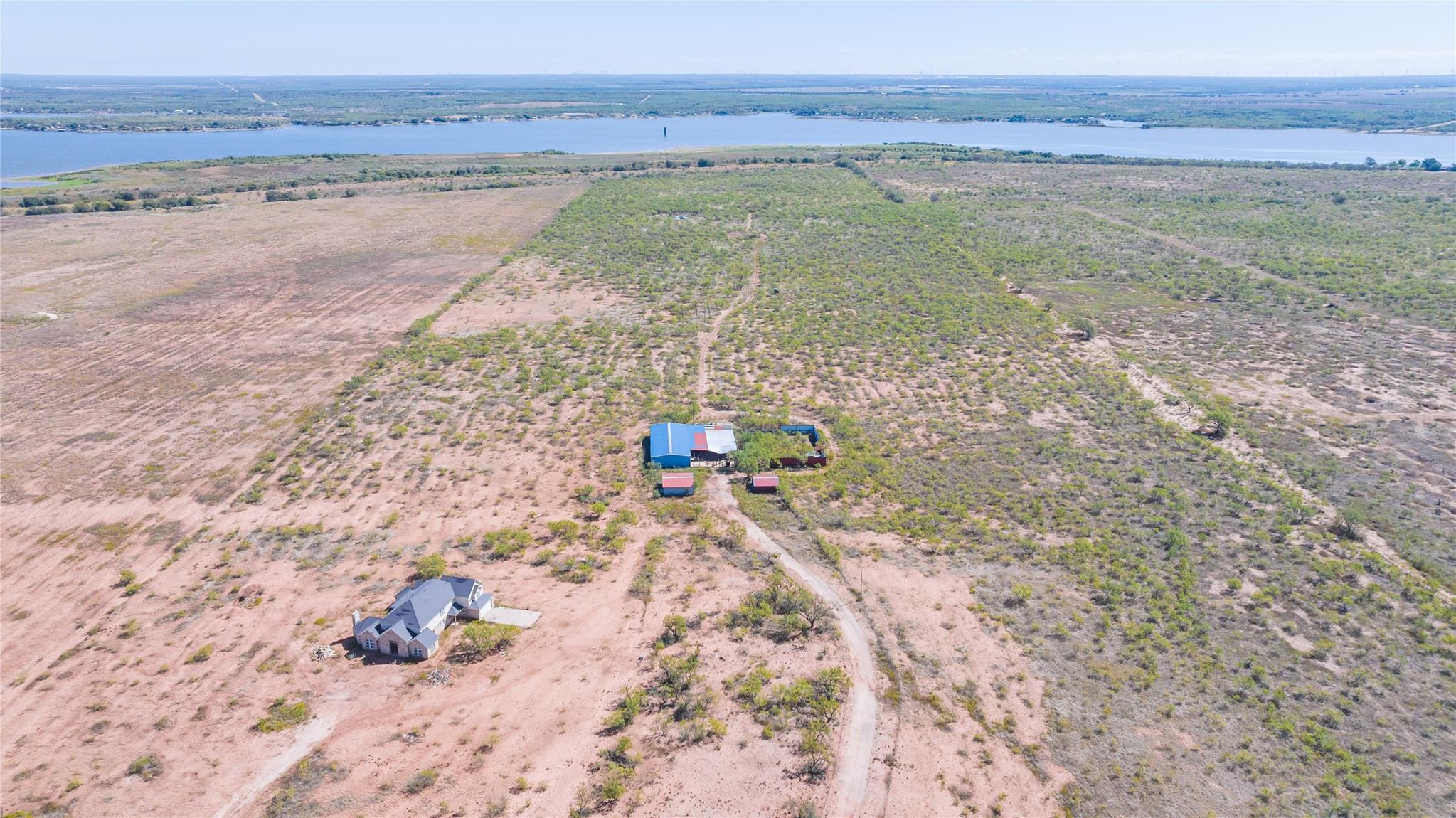 main property photo 10