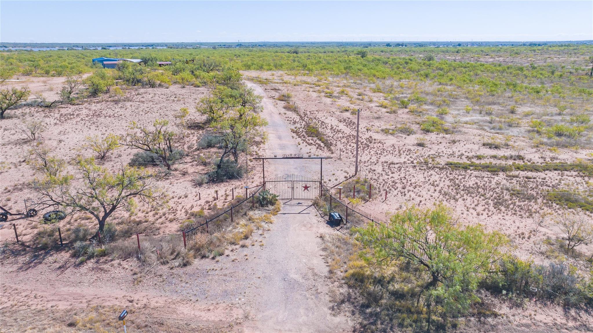 main property photo 14