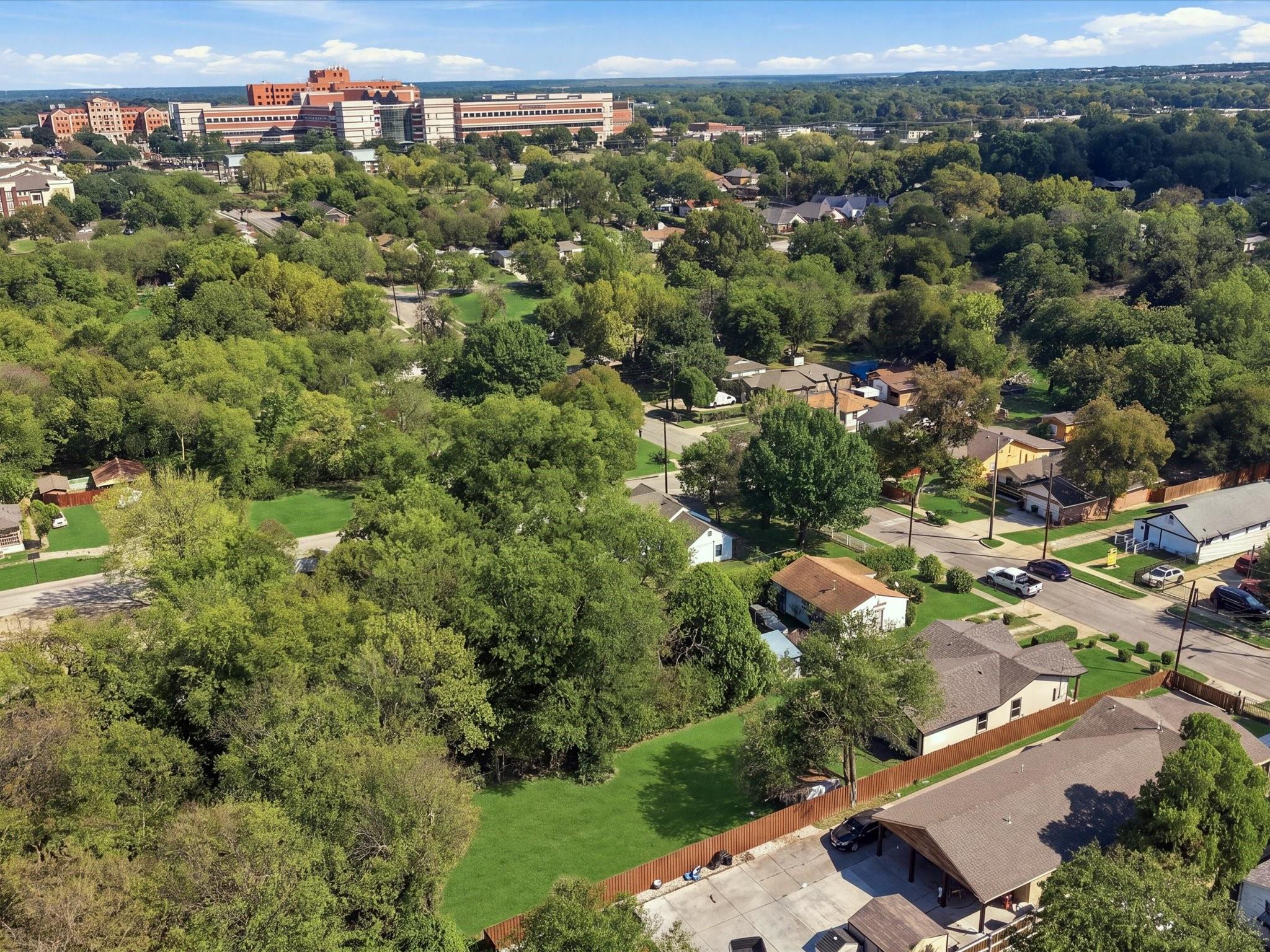 main property photo 27