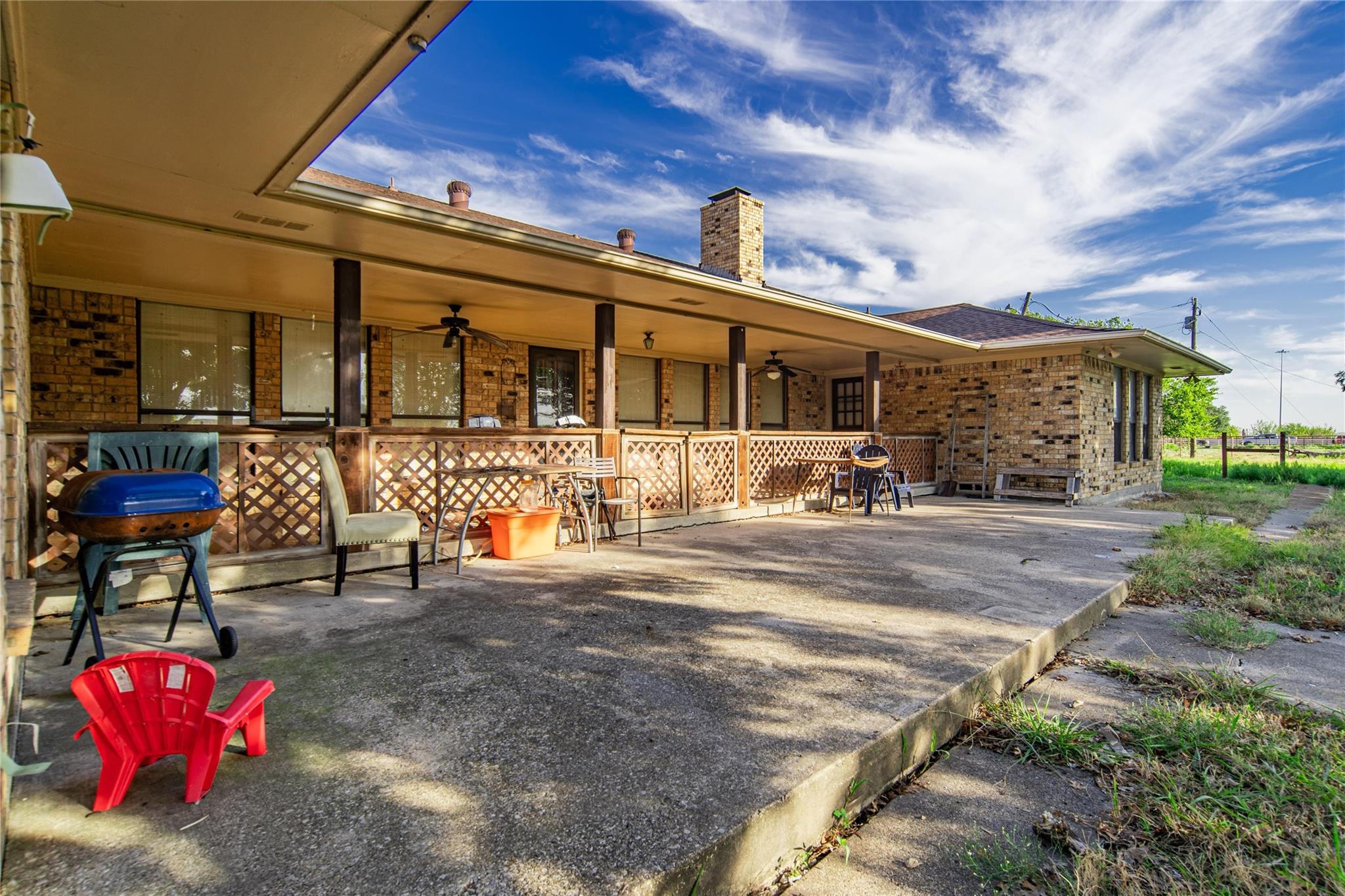 main property photo 38