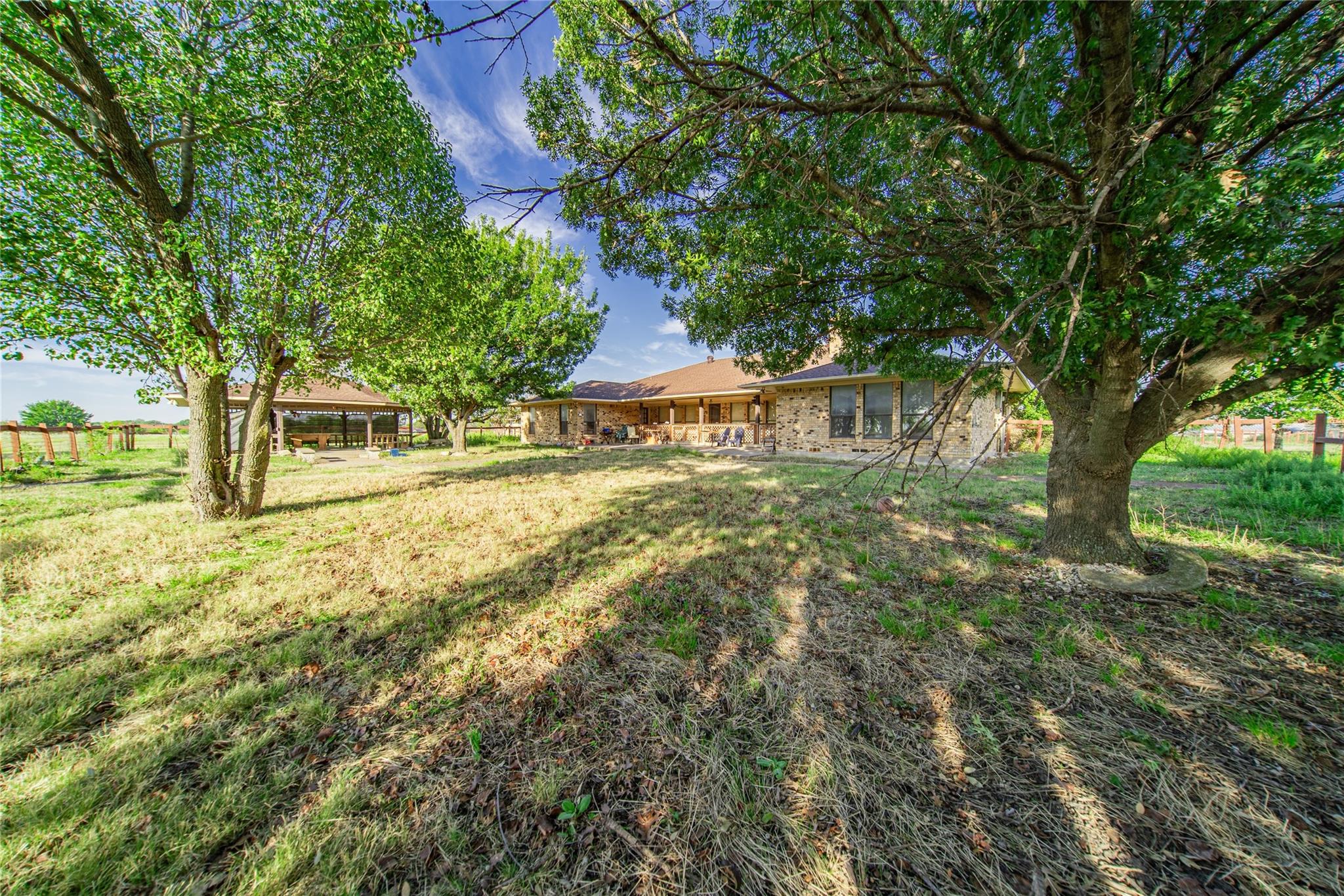 main property photo 39