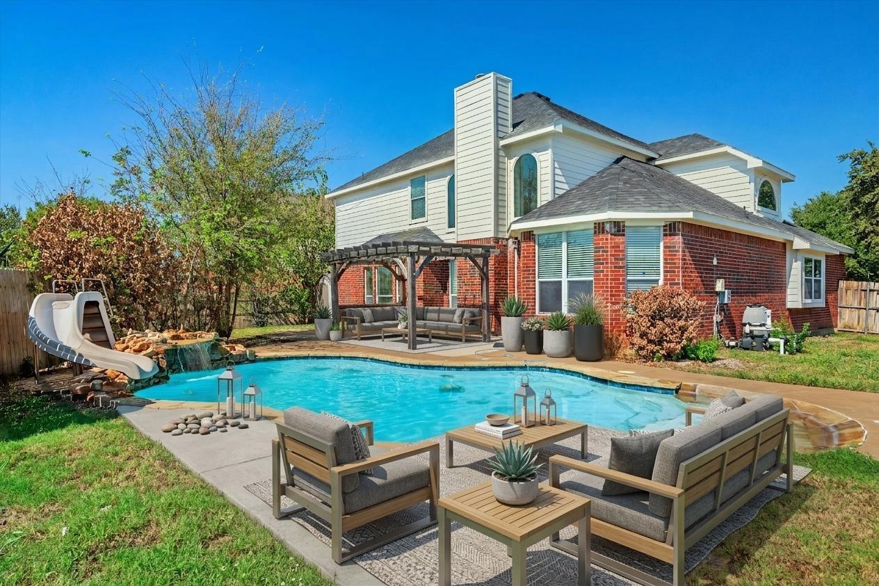 main property photo 29
