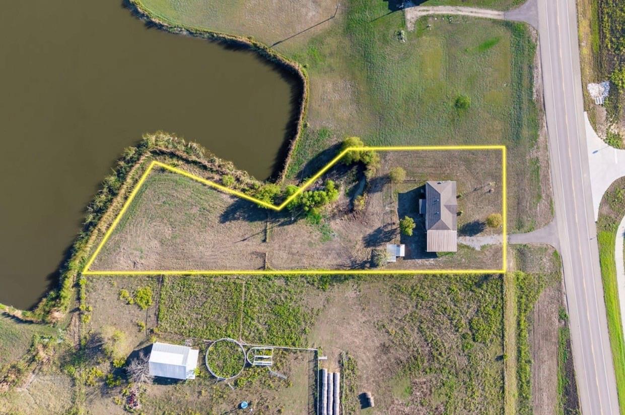 main property photo 13