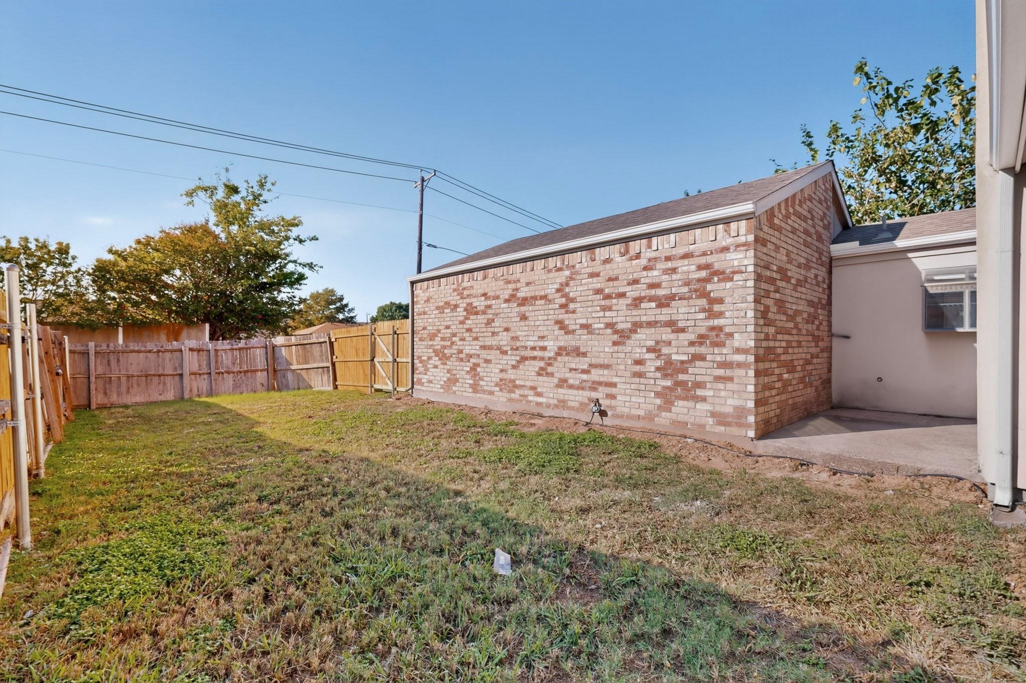 main property photo 32