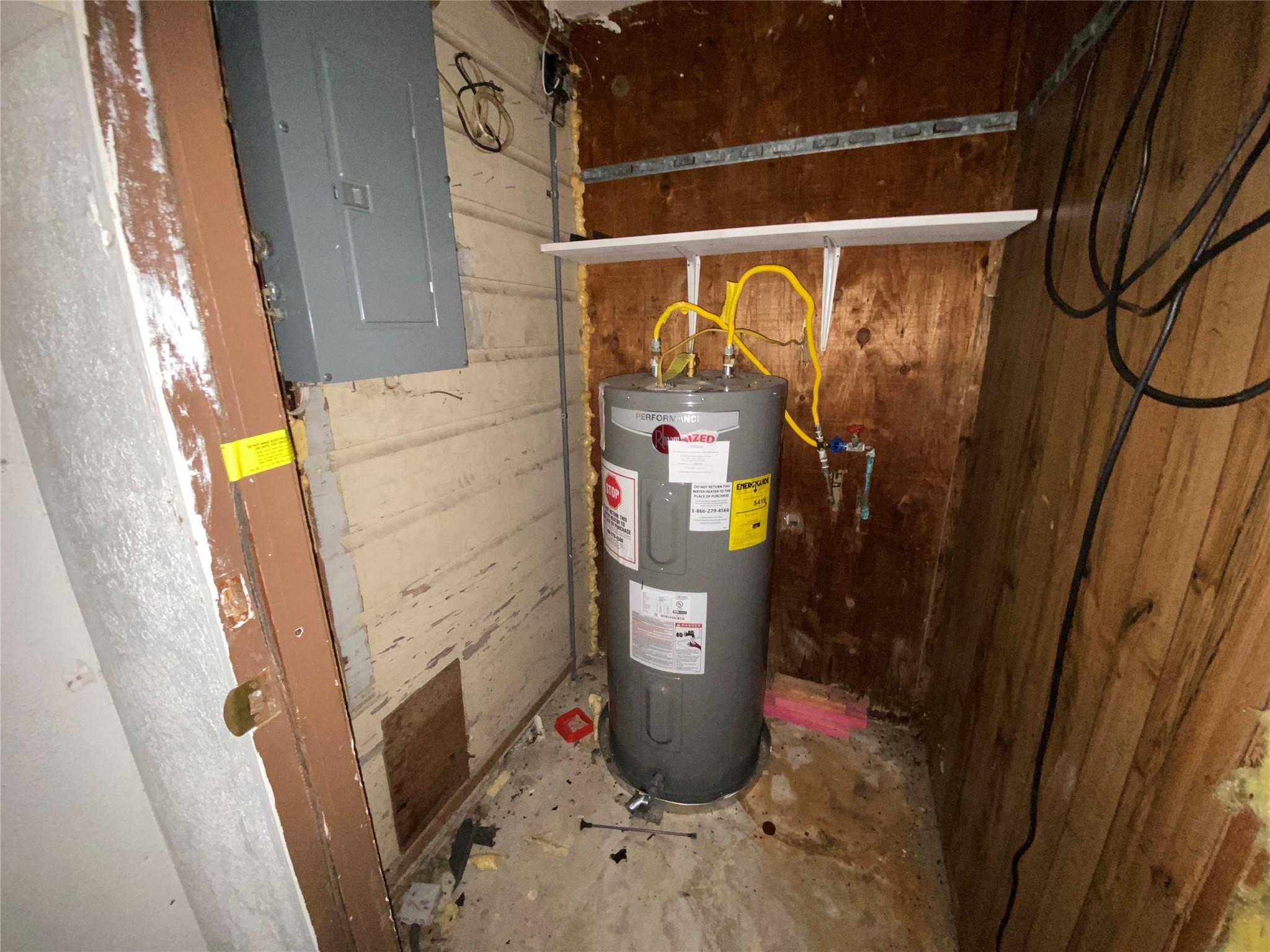 main property photo 18
