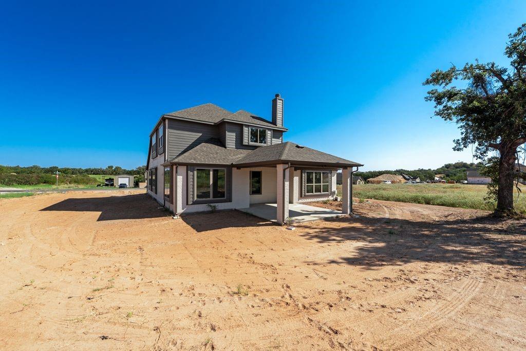 main property photo 18