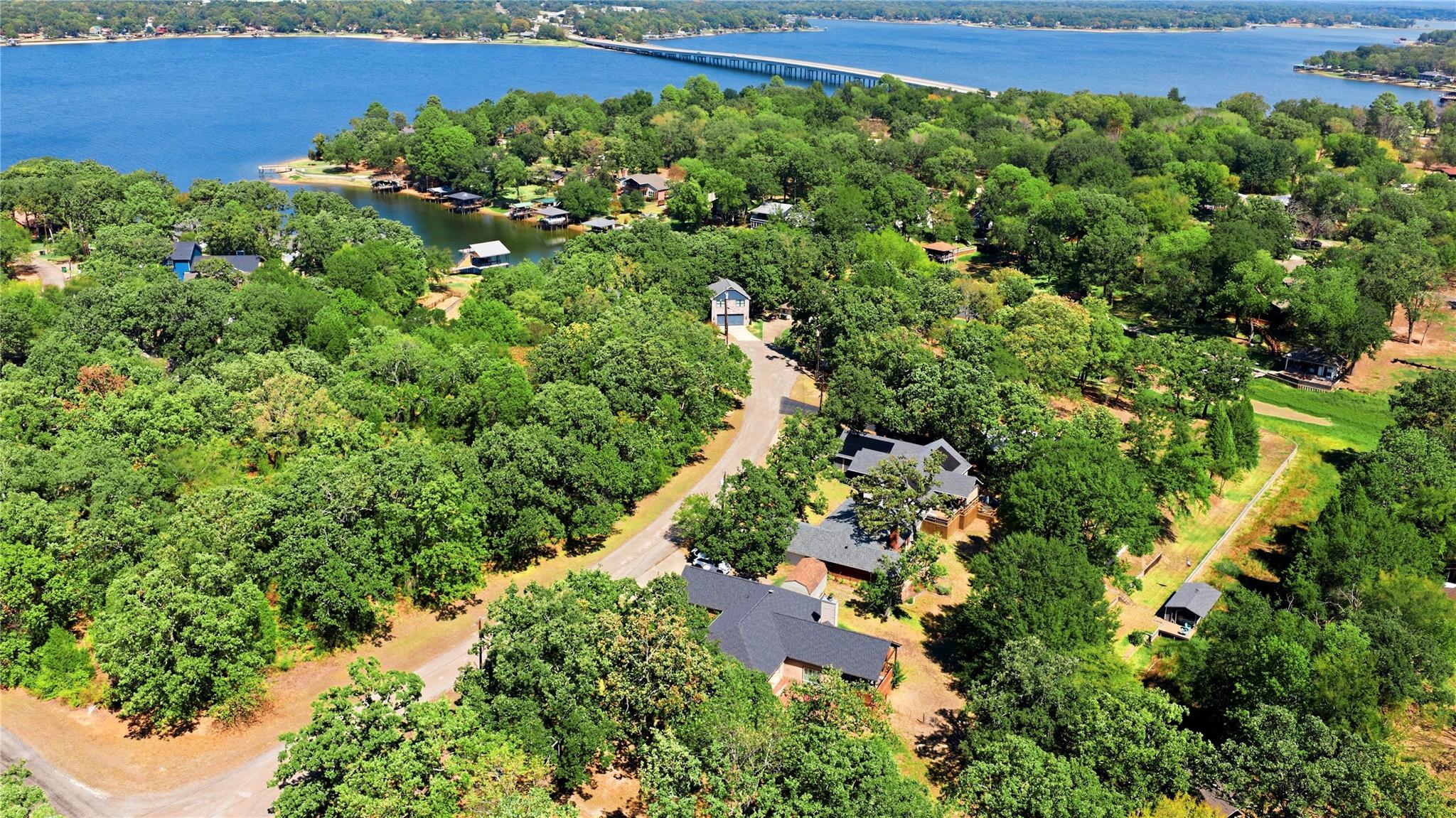 main property photo 33
