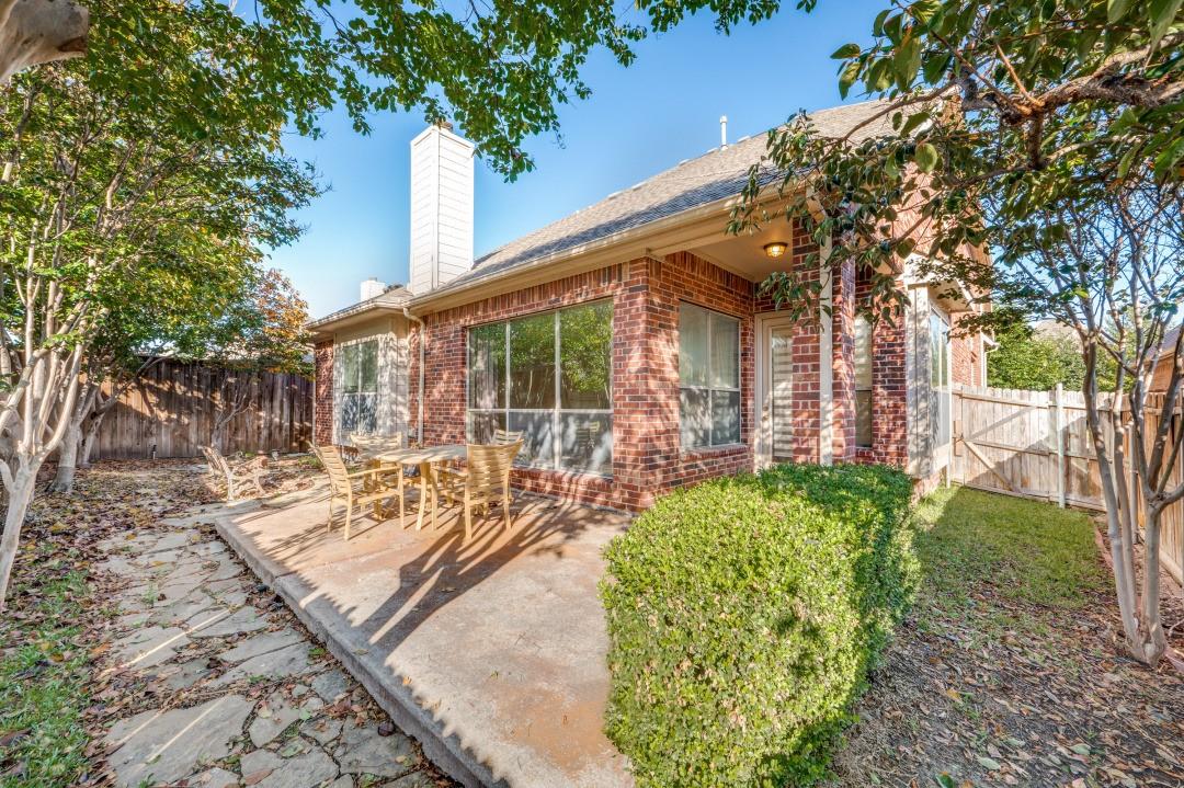 main property photo 22