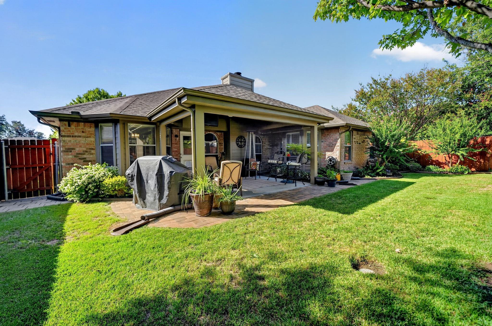 main property photo 37