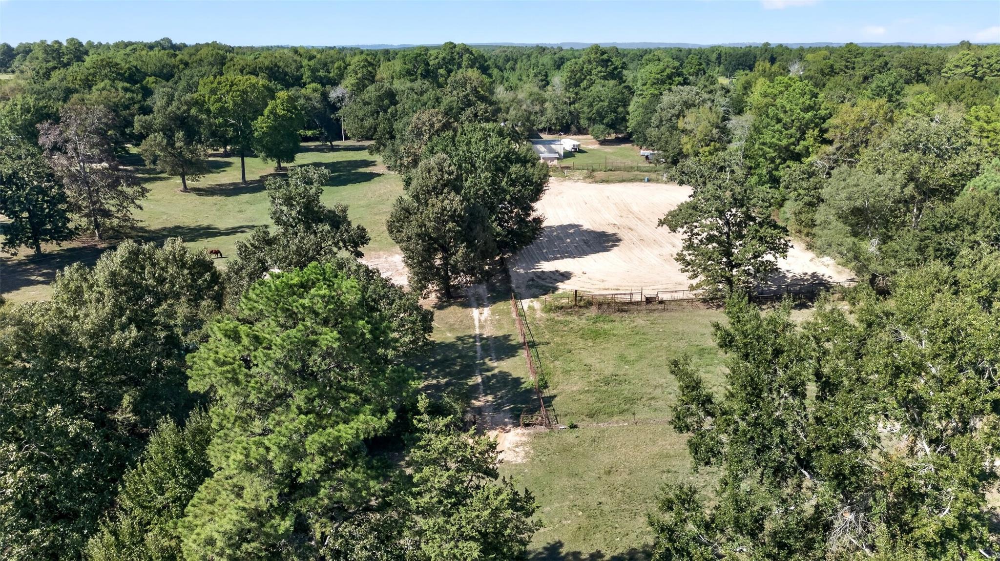 main property photo 33