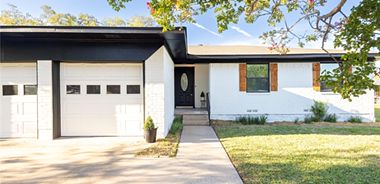 image of property with 3 Bed | 2 Bath | 1,370 Sqft