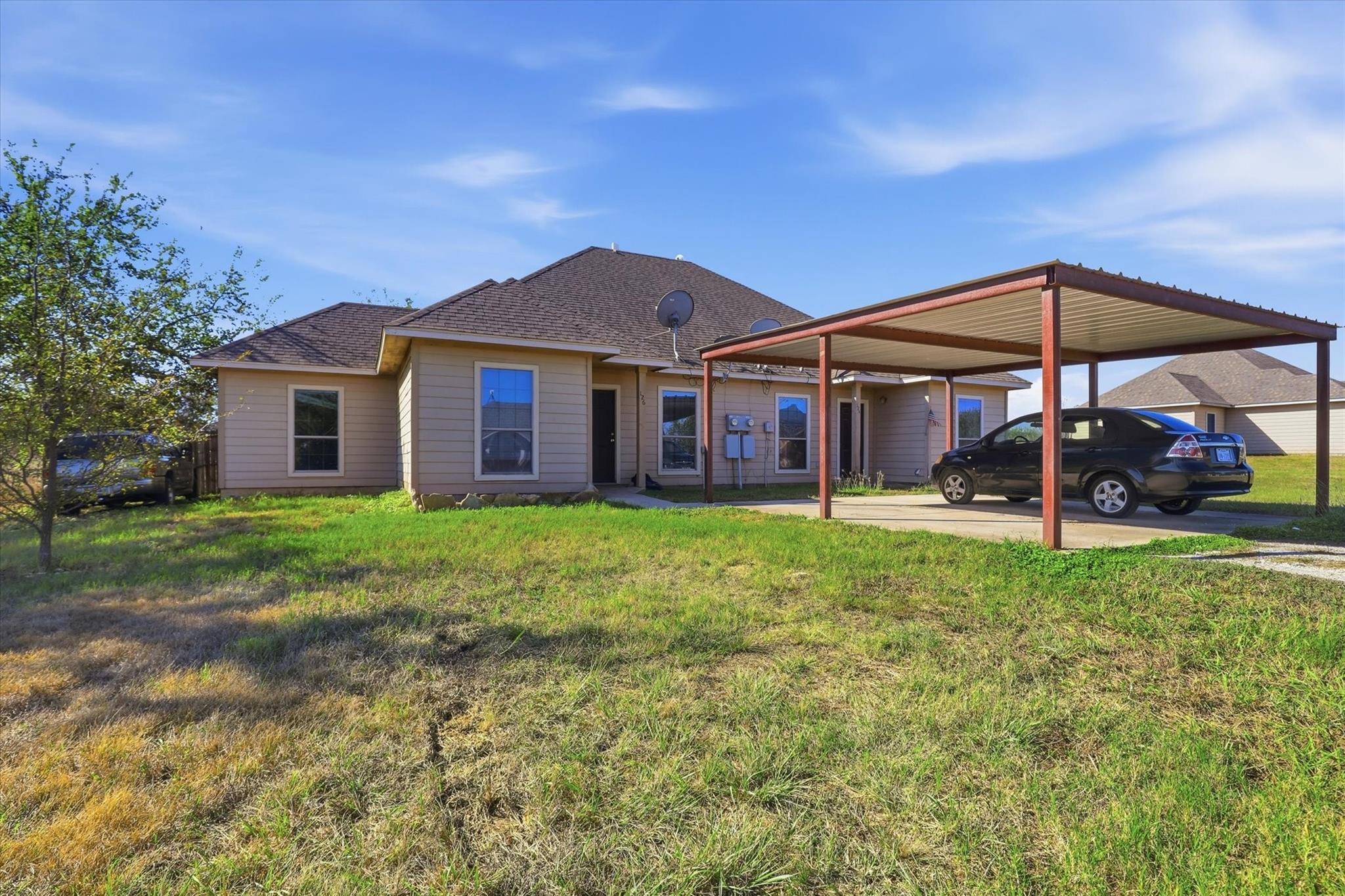 main property photo 0