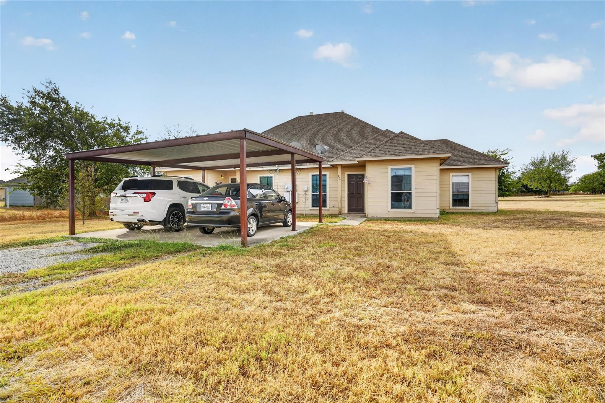 main property photo 10