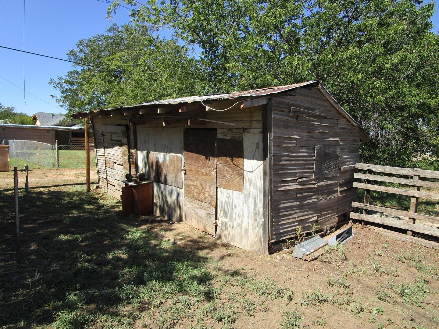 main property photo 4